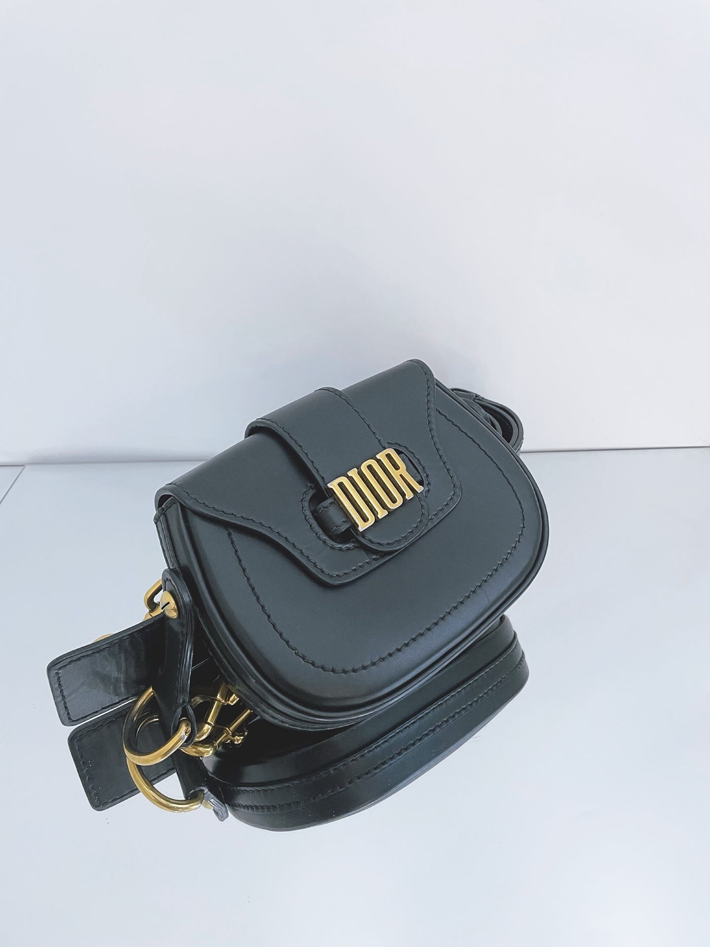Dior - Piggy Saddle Bag - Leather - Black - (Small)