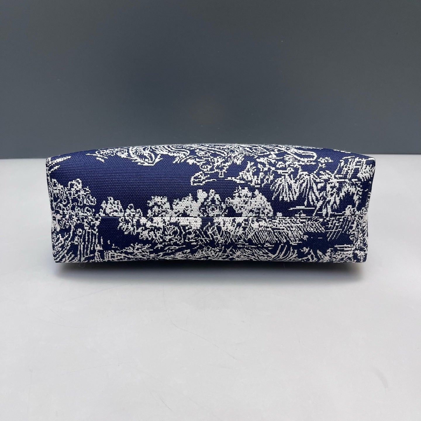 Dior - Reversible Animal Garden Canvas Pouch - Canvas with Leather trim - Blue and White - (small)