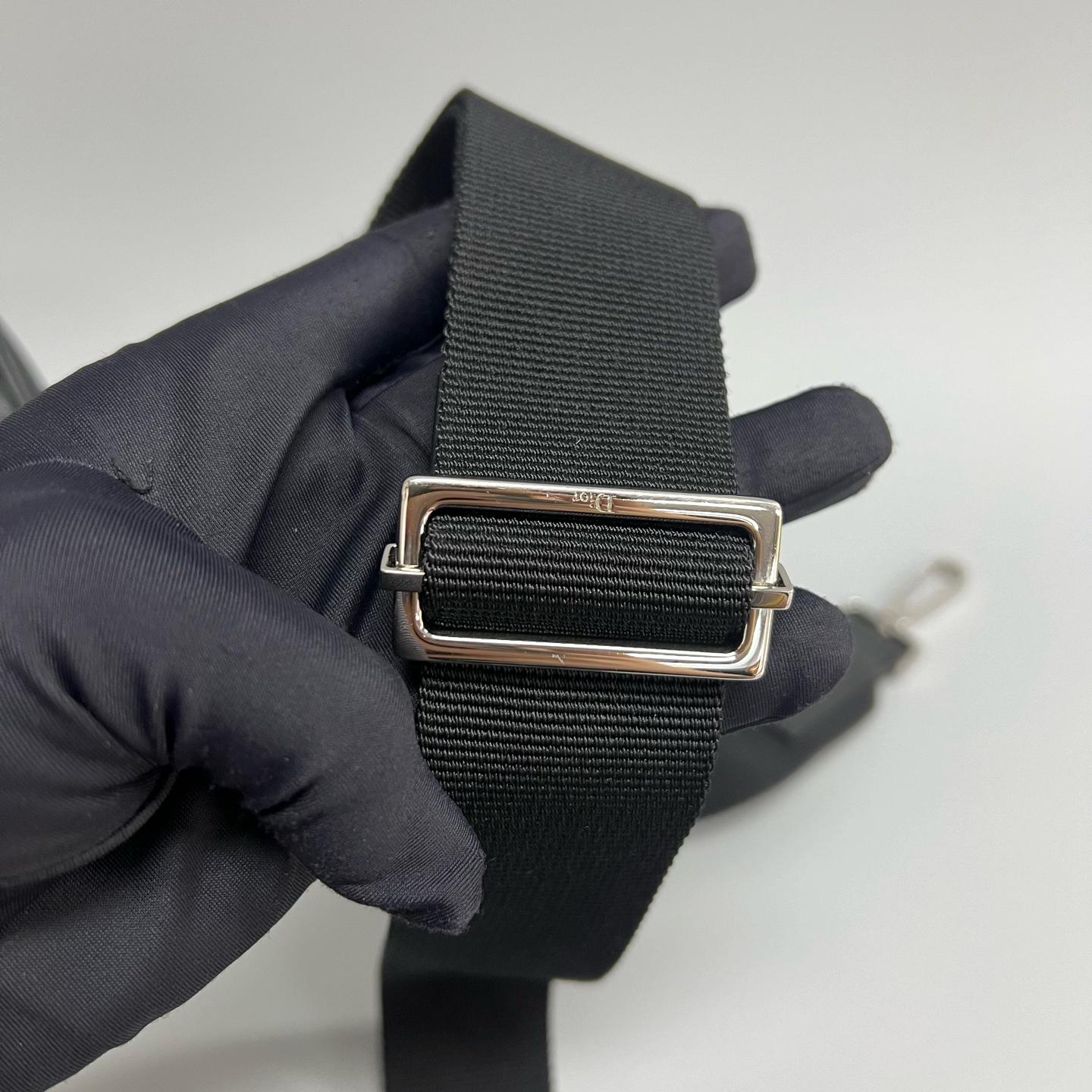 Dior - ROLLER - Leather - Black - (small)
