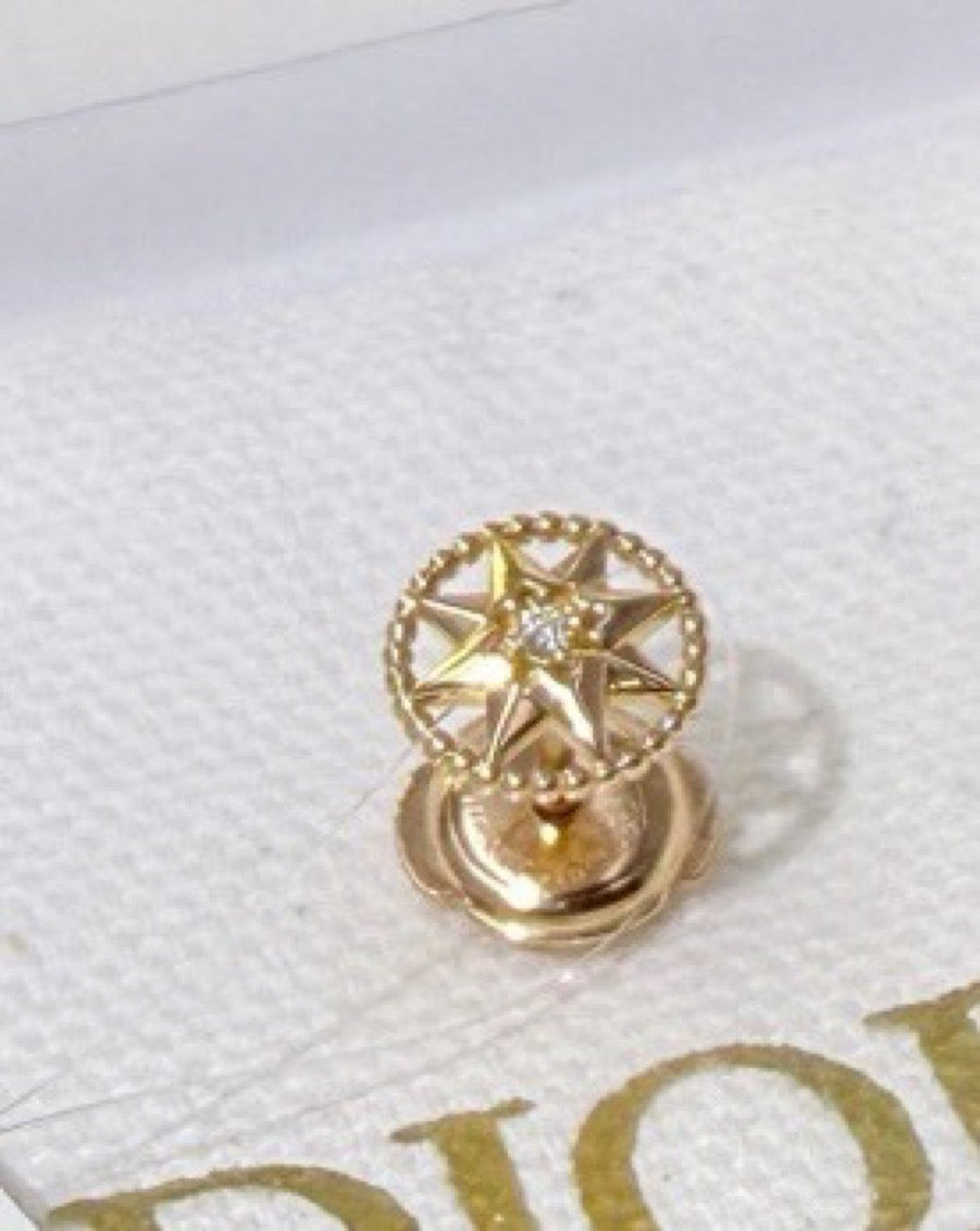 Dior - Rose des Vents Single Earring - 18K yellow gold with a central diamond - Gold