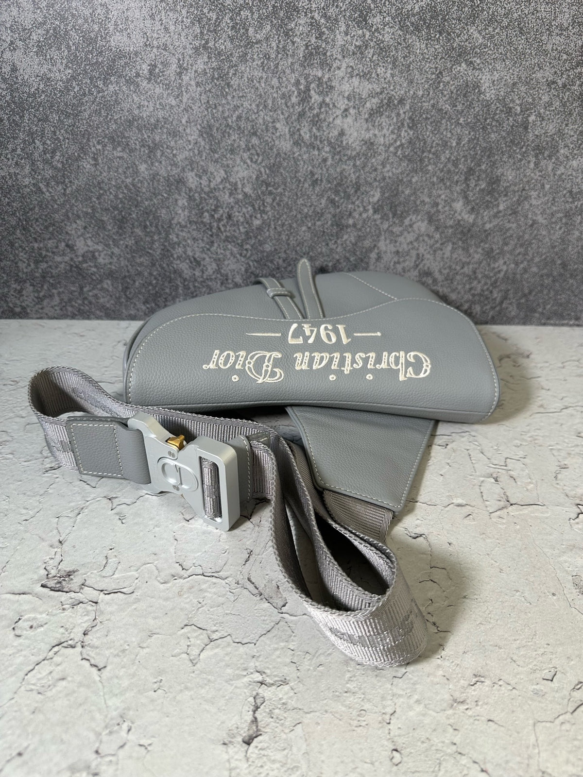 Dior - Saddle 1947 - Leather - Grey - (medium)