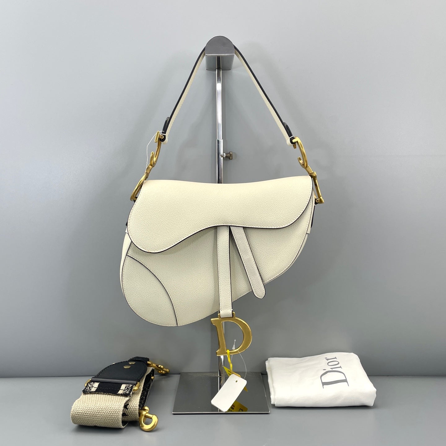 Dior - Saddle Bag - Leather - Beige