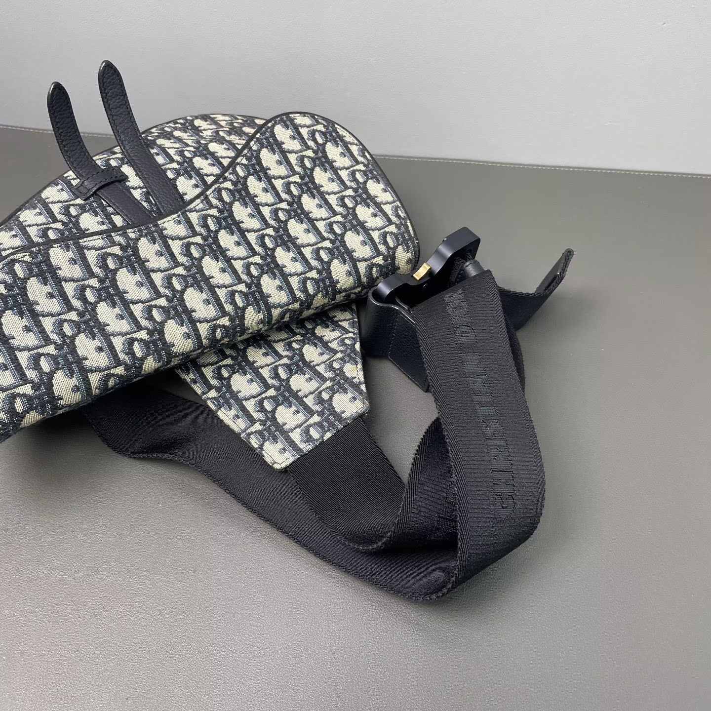 Dior - Saddle Bag - Canvas and leather - Navy and Beige - (medium)