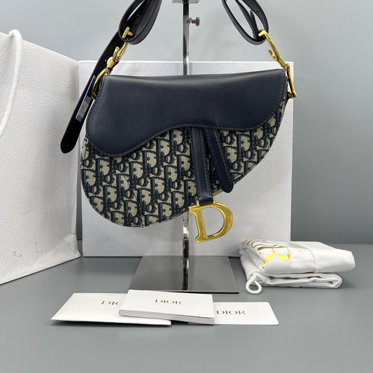 Dior - Saddle Bag - Dior Oblique jacquard canvas with calfskin leather trim - Blue - (medium)
