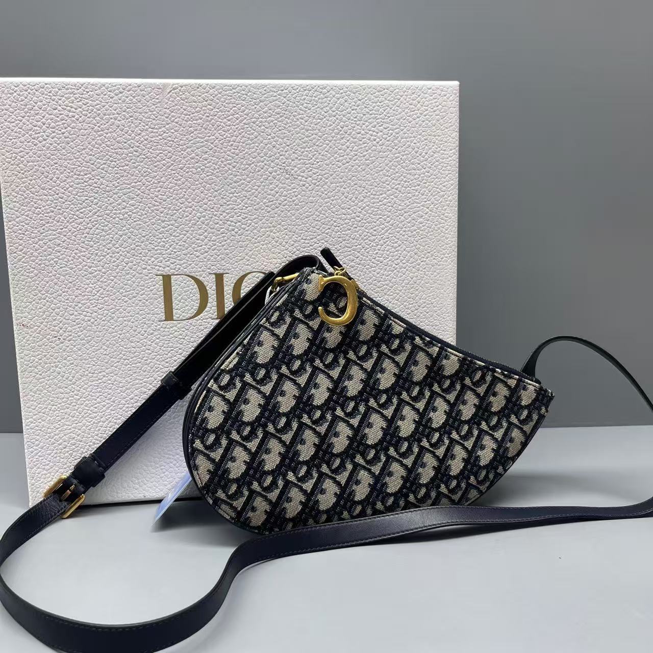 Dior - Saddle Bag - Embroidered canvas with leather trim - Navy and Beige with Gold-Tone Hardware - (mini)