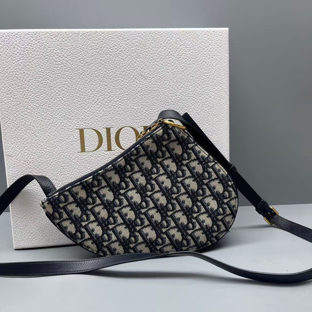 Dior - Saddle Bag - Embroidered canvas with leather trim - Navy and Beige with Gold-Tone Hardware - (mini)