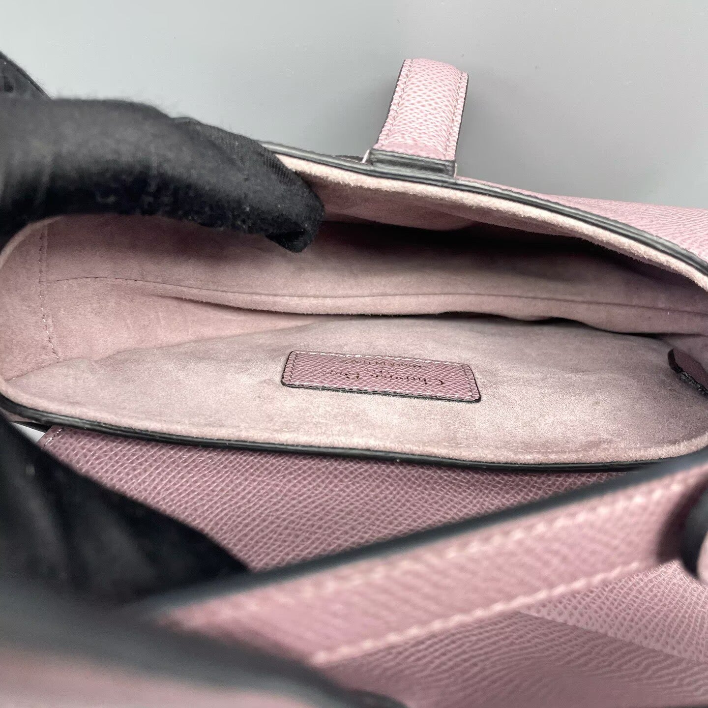 Dior - Saddle bag - Grained calfskin leather - Taro purple with Antique Gold-Tone Hardware - (Small)