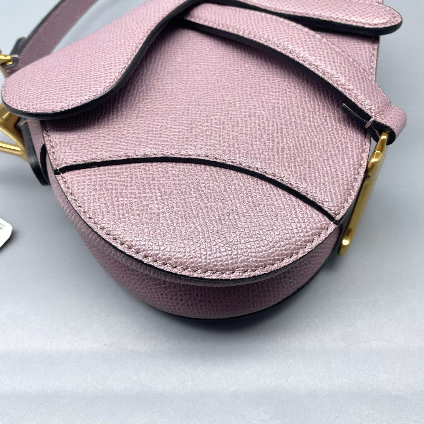 Dior - Saddle bag - Grained calfskin leather - Taro purple with Antique Gold-Tone Hardware - (Small)