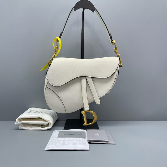 Dior - Saddle Bag - Grained leather - White with Gold-Tone Hardware - (Medium)
