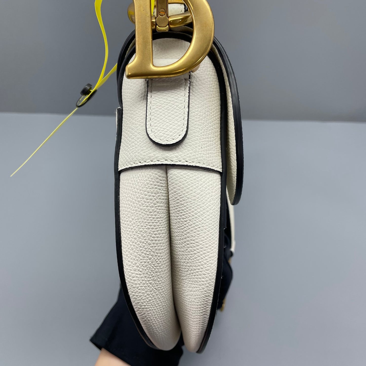 Dior - Saddle Bag - Grained leather - White with Gold-Tone Hardware - (Medium)