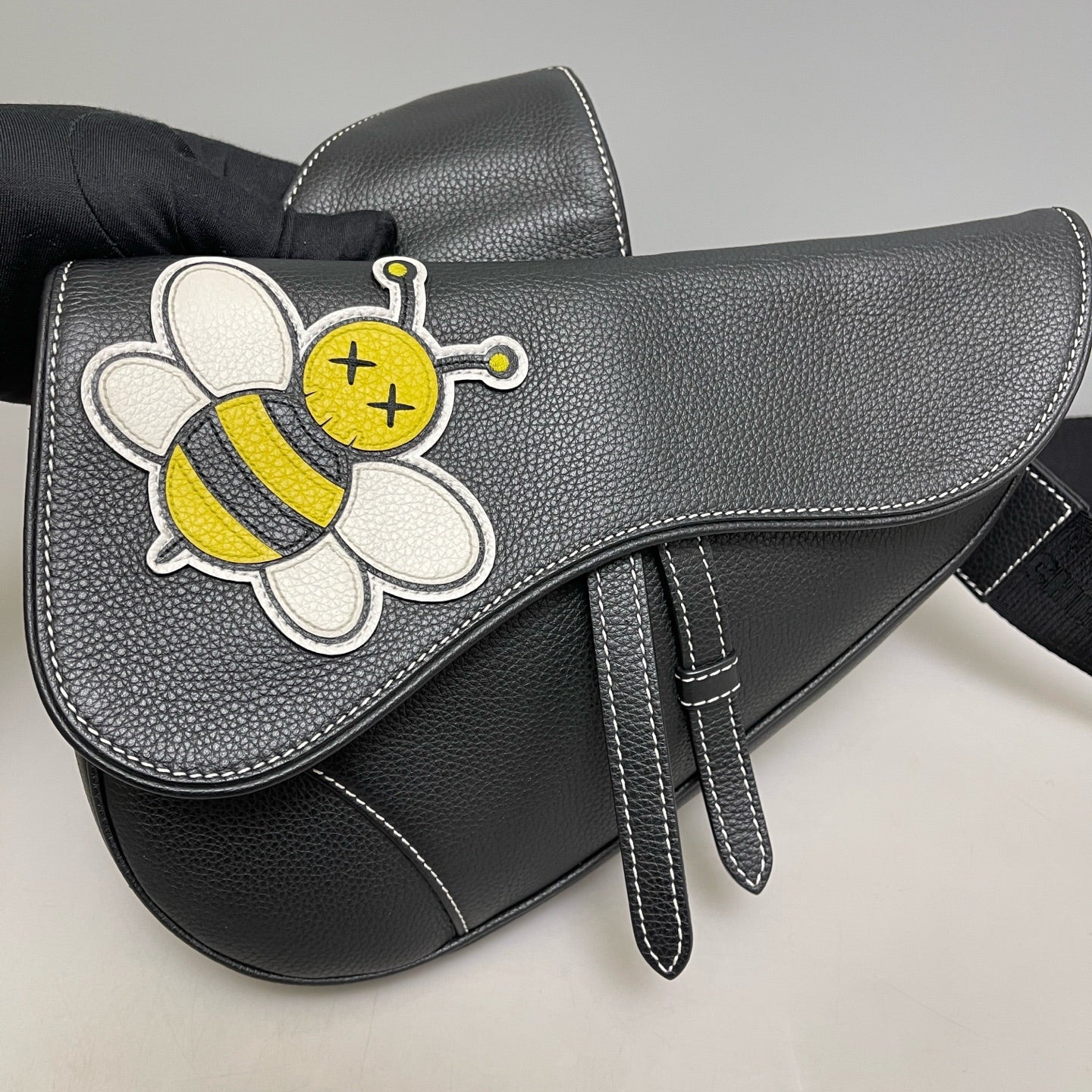 Dior - Saddle Bag KAWS Collaboration - Leather - Black - (mini)