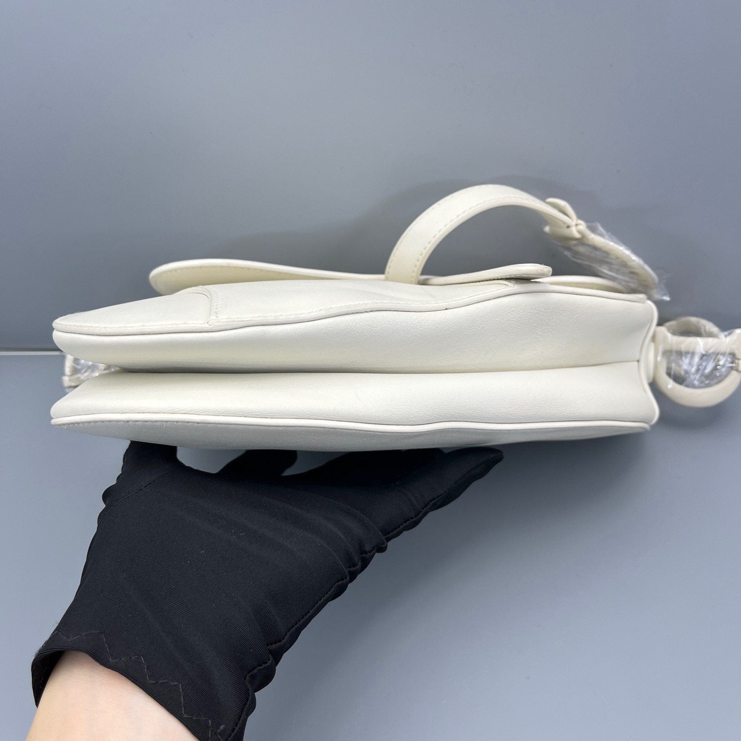 Dior - Saddle Bag - Leather - White - (medium)
