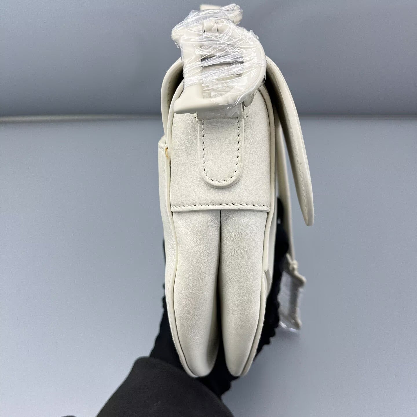 Dior - Saddle Bag - Leather - White - (medium)