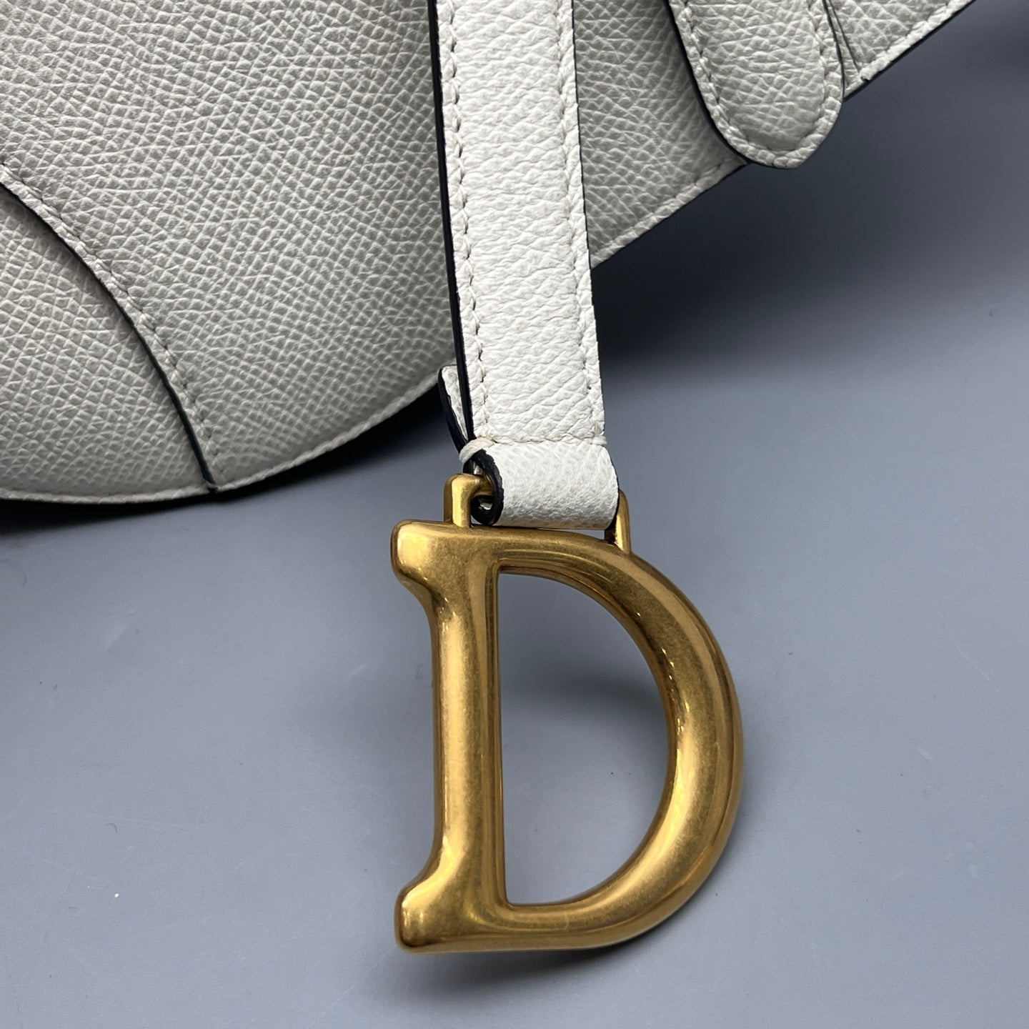 Dior - Saddle bag - Pebbled leather - White - (mini)