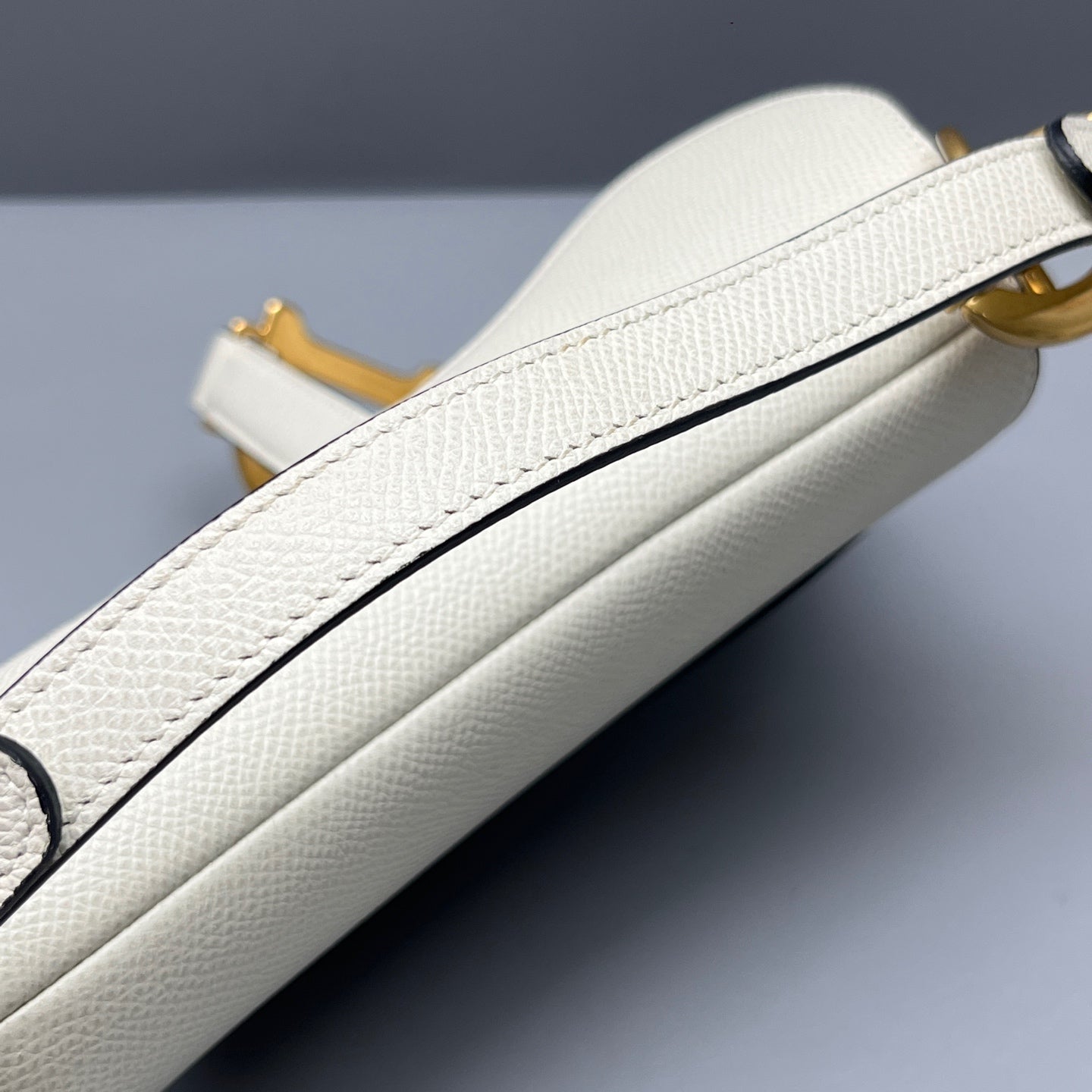 Dior - Saddle bag - Pebbled leather - White - (mini)