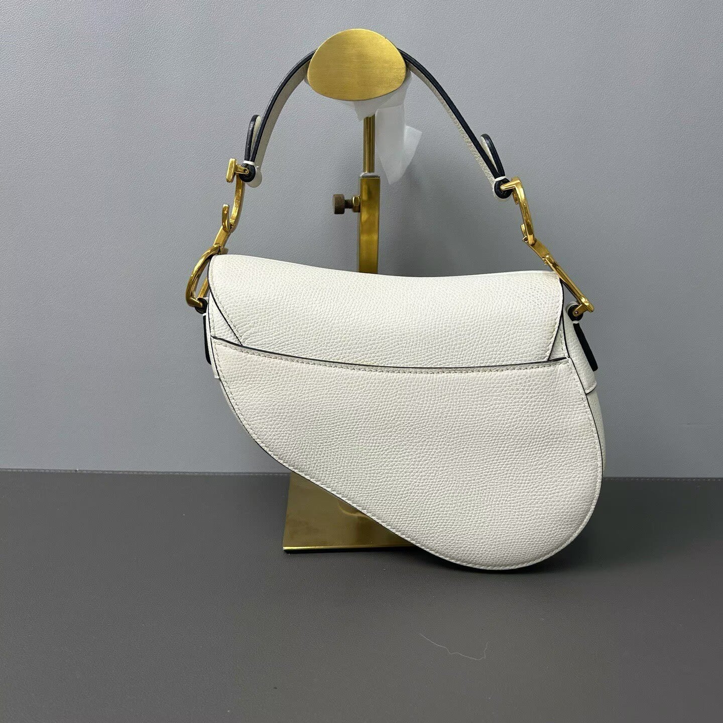 Dior - Saddle bag - Pebbled leather - White with Gold-Tone Hardware - (Small)