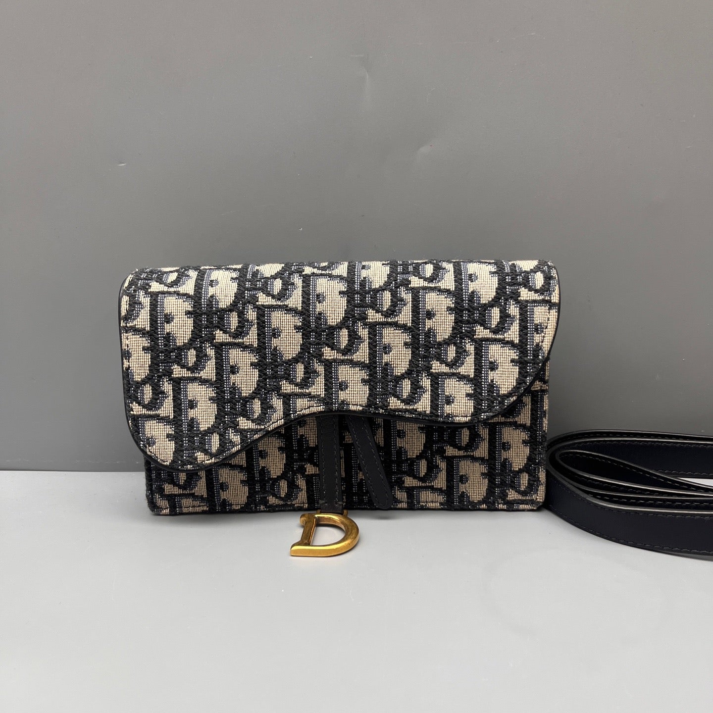 Dior - Saddle Belt Bag - Oblique embroidered canvas with leather trim - Beige and Navy - (Mini)