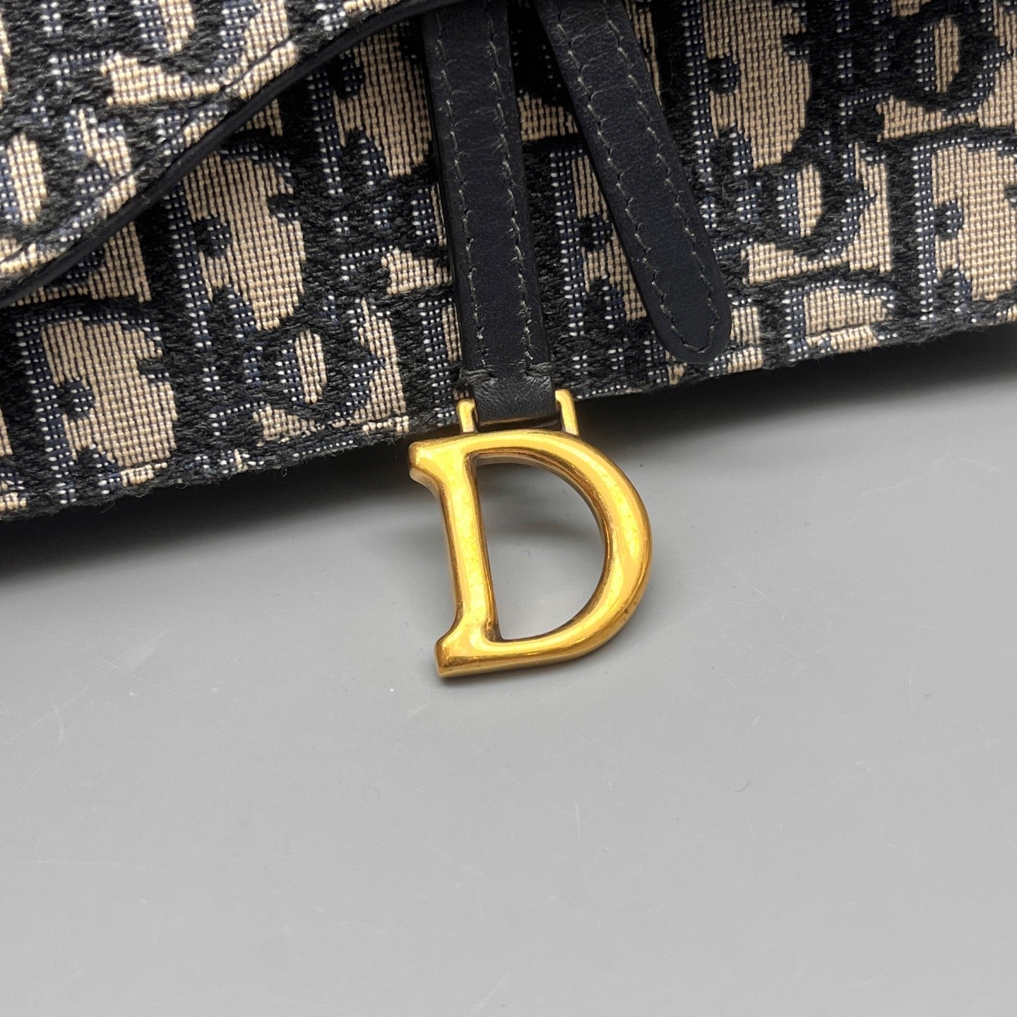 Dior - Saddle Belt Bag - Oblique embroidered canvas with leather trim - Beige and Navy - (Mini)