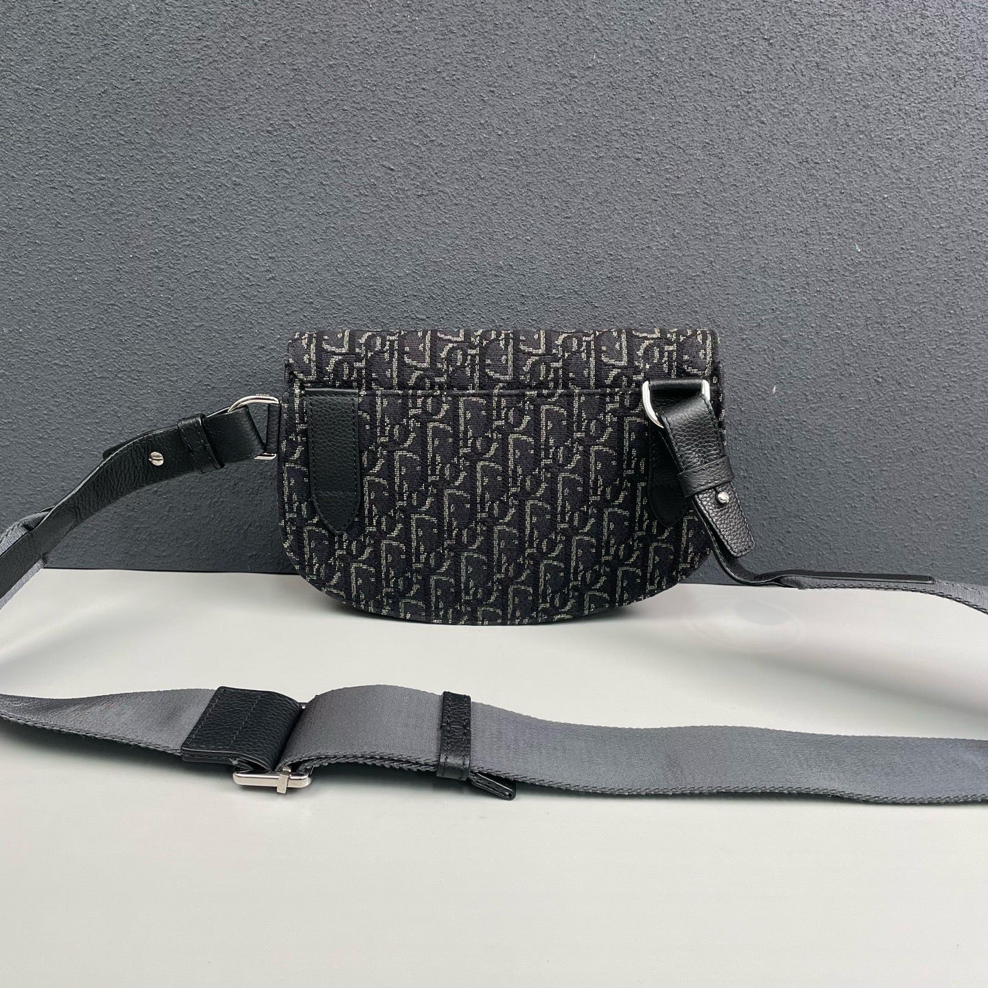 Dior - Saddle - Dior Oblique embroidered canvas with leather trim - Black - (medium)