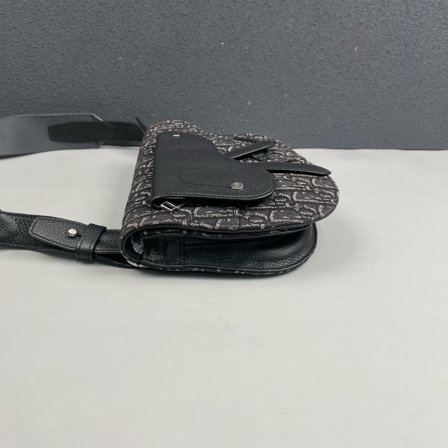 Dior - Saddle - Dior Oblique embroidered canvas with leather trim - Black - (medium)