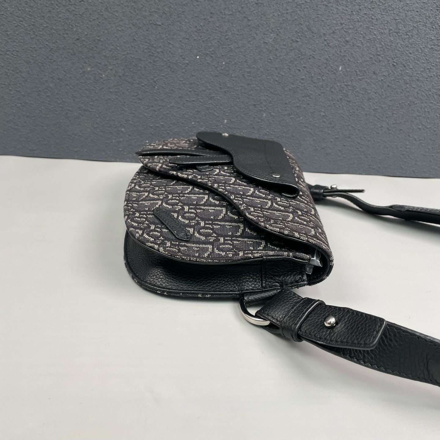Dior - Saddle - Dior Oblique embroidered canvas with leather trim - Black - (medium)