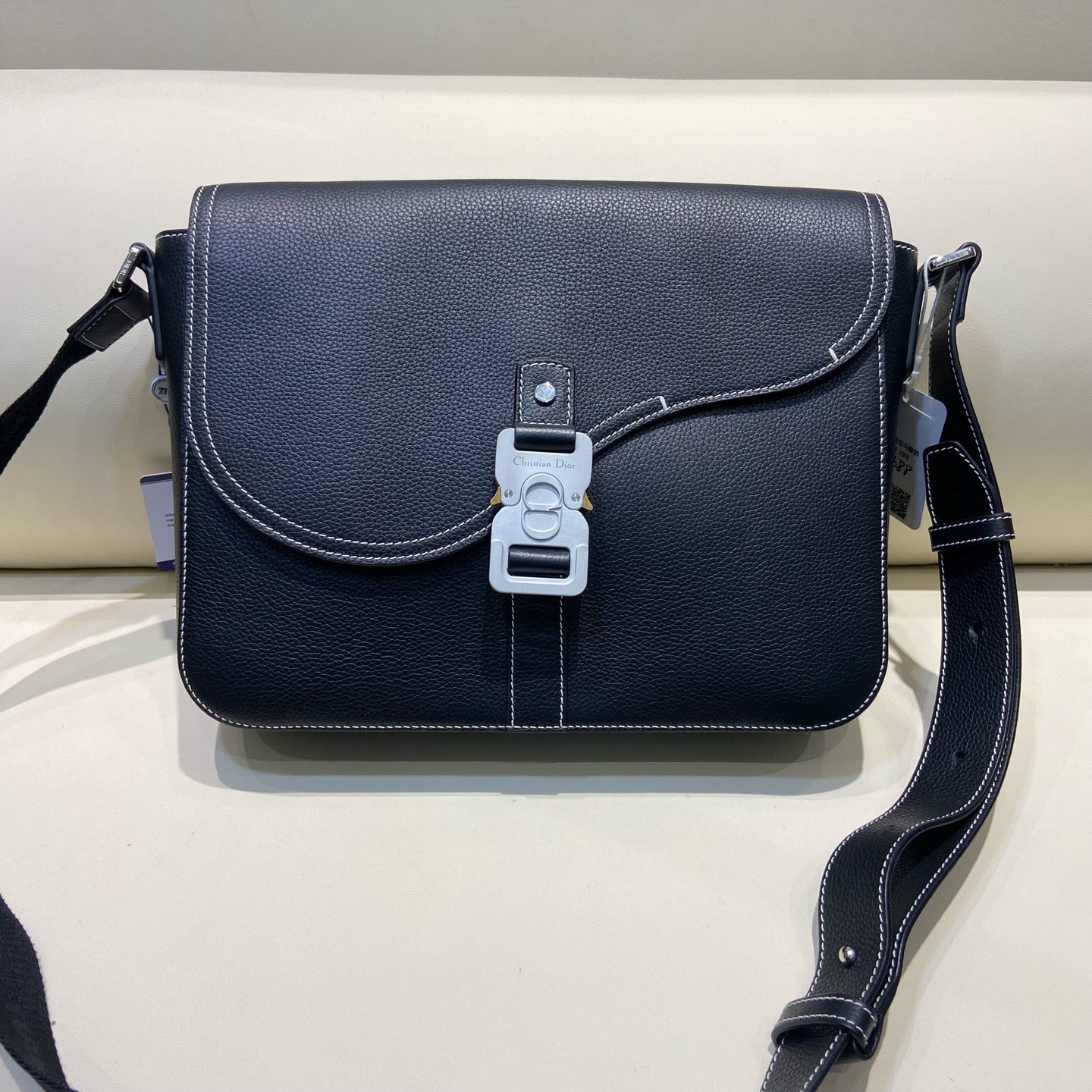 Dior - Saddle Flap Bag - Leather - Black - (large)