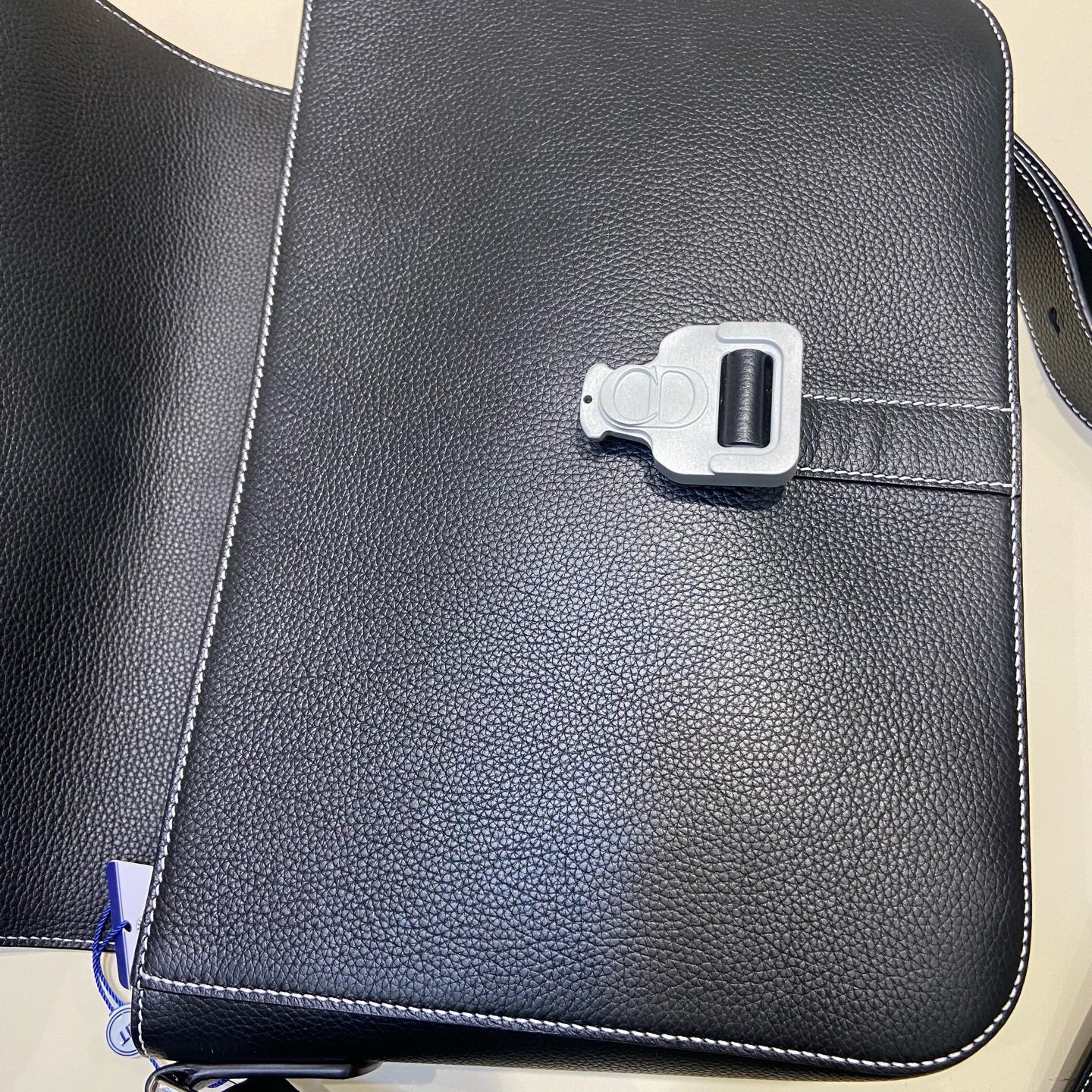 Dior - Saddle Flap Bag - Leather - Black - (large)