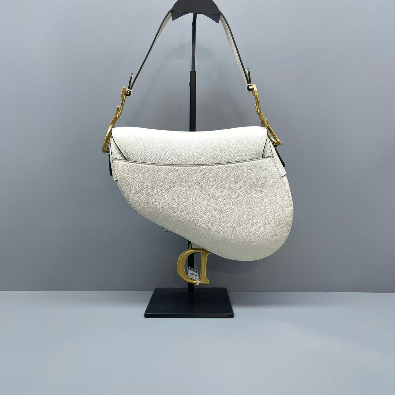 Dior - Saddle - Grained calfskin leather - White with Black Trim and Gold-Tone Hardware - (medium)