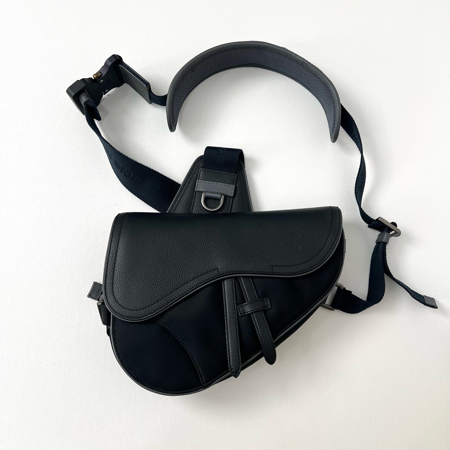 Dior - Saddle - Leather - Black - (large)
