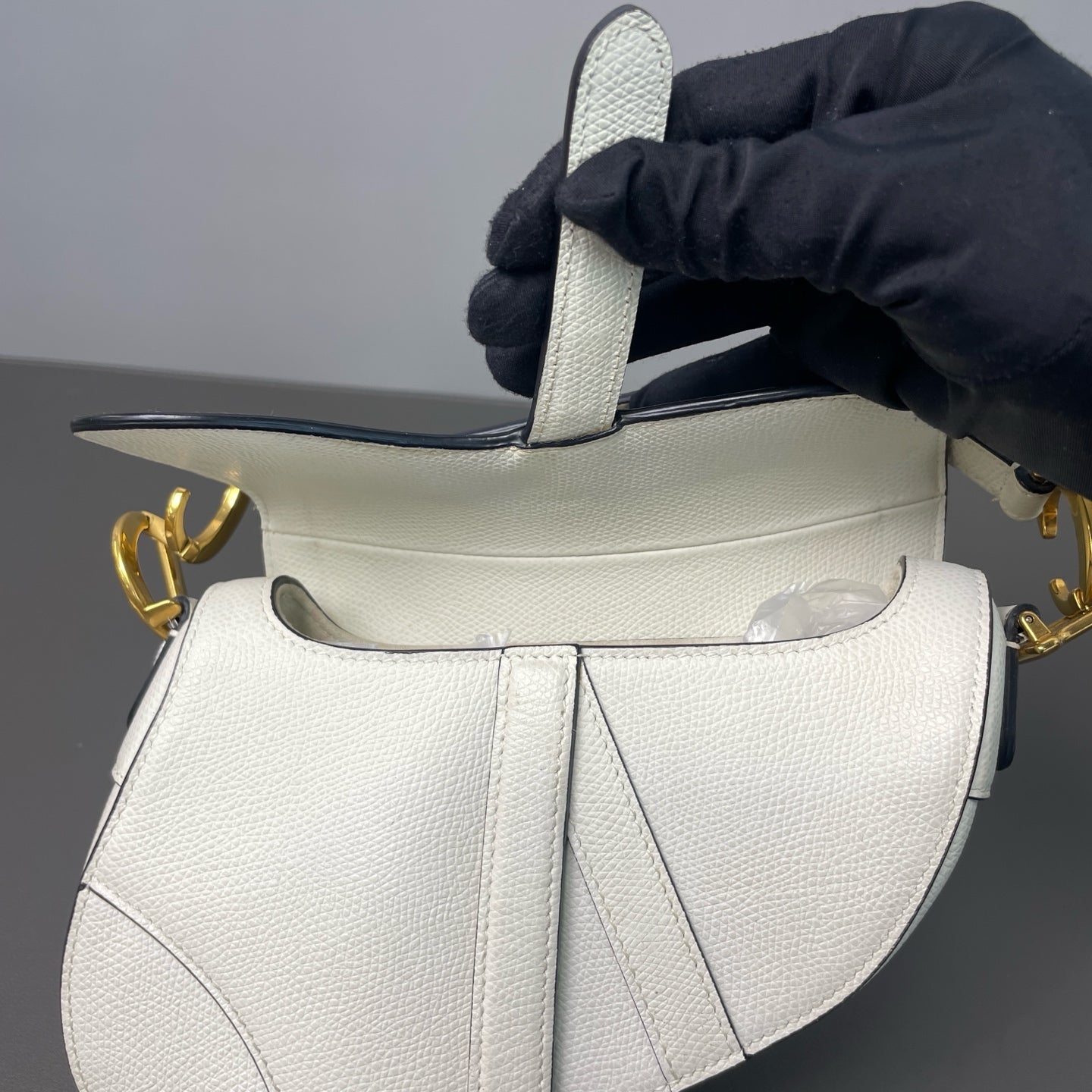 Dior - Saddle - Leather - White - (medium)