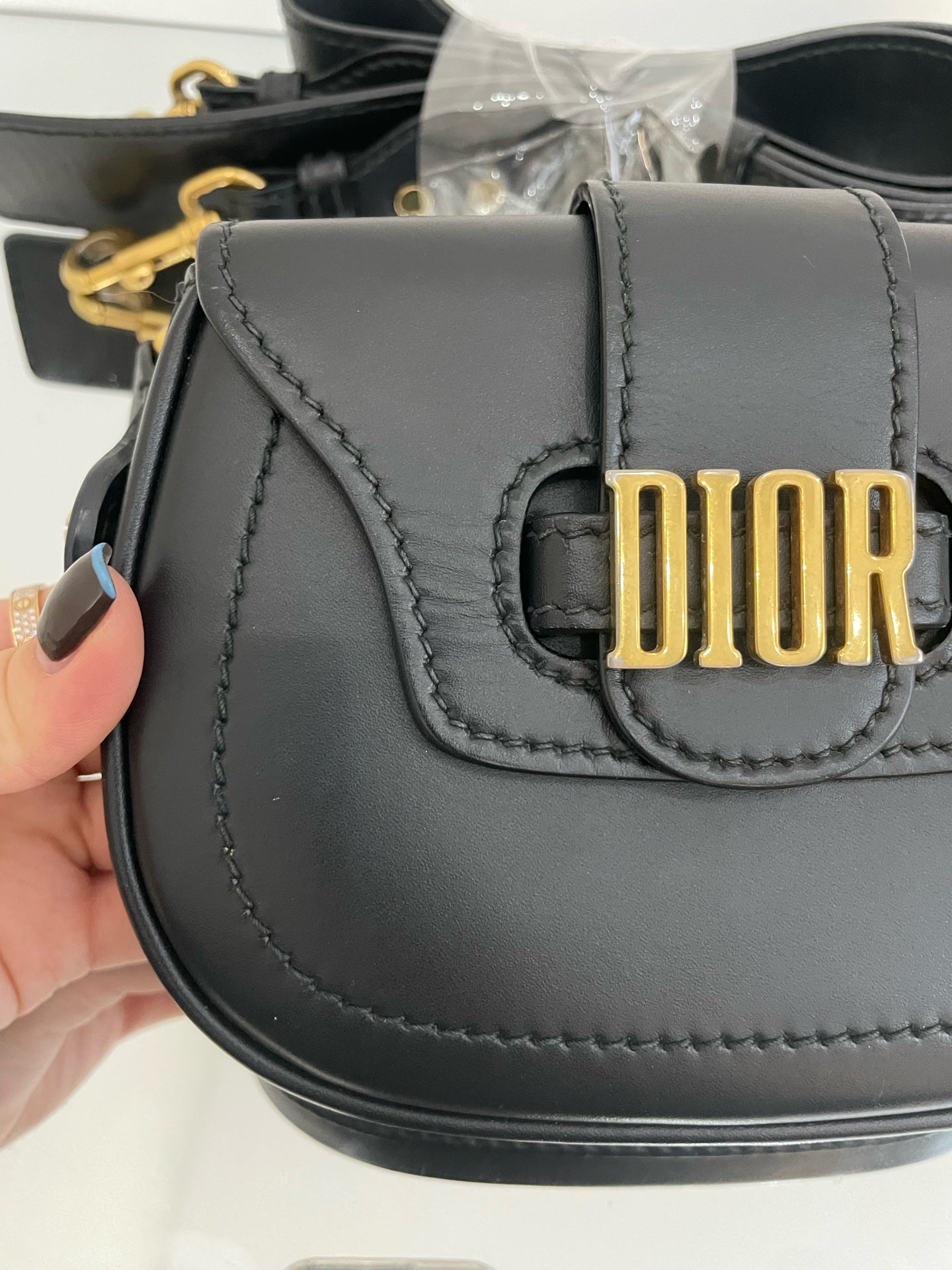 Dior - Saddle-Style Bag with Studded Strap - Leather - Black - (Small)