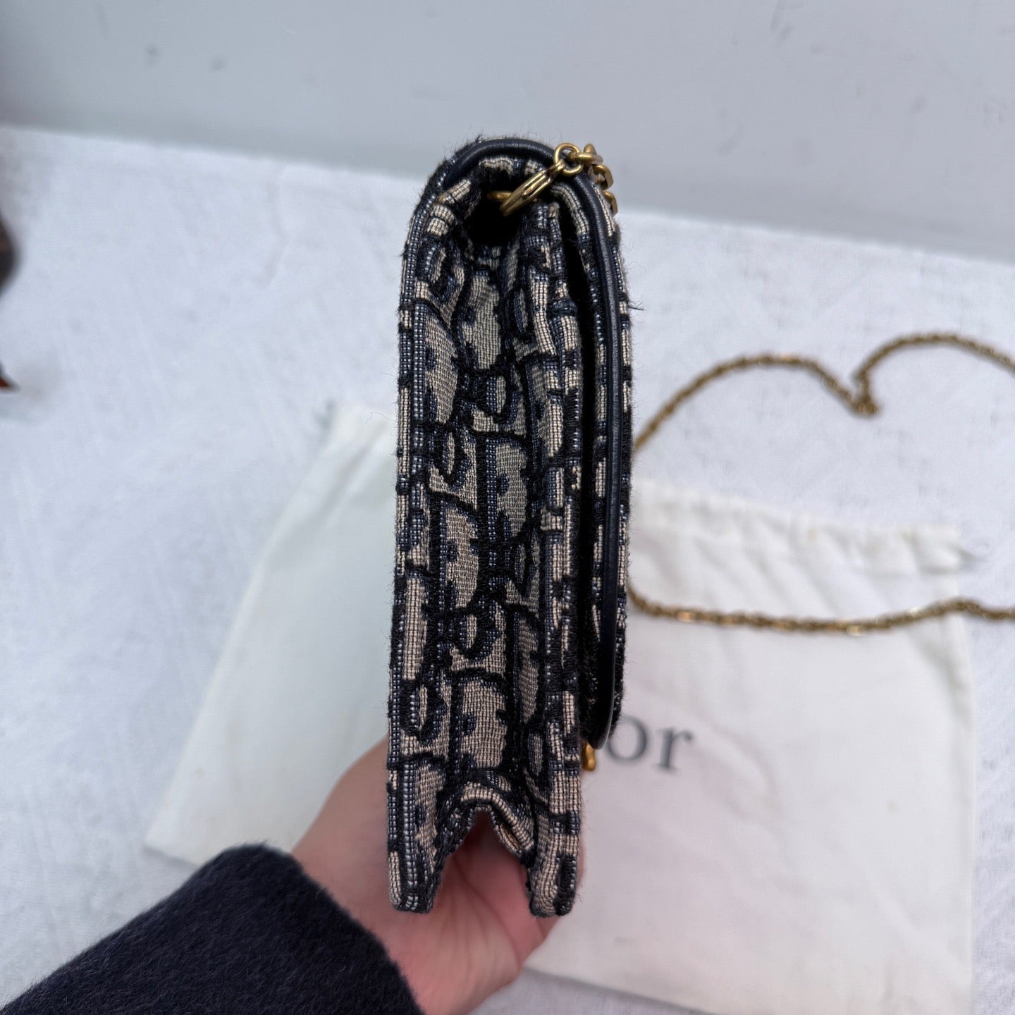 Dior - Saddle WOC (Wallet on Chain) - Dior Oblique jacquard canvas with calfskin leather trim - Beige and Navy with Gold-Tone Hardware - (Standard)