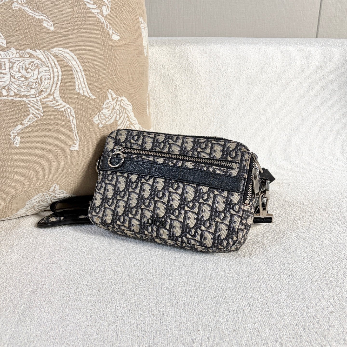 Dior - Safari Camera Bag - Dior Oblique canvas with grained calfskin leather trim - Grey Oblique with black leather and silver-tone hardware - (small)