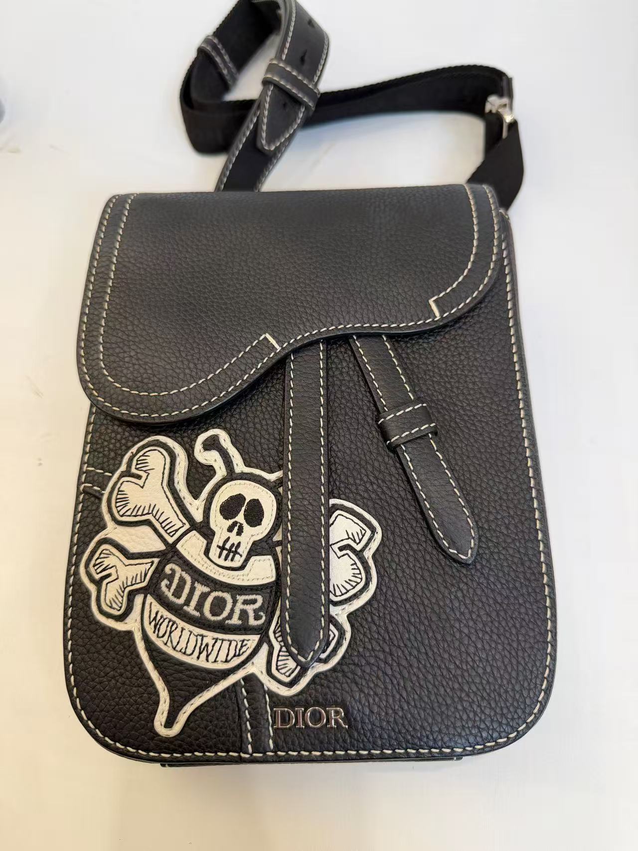 Dior - Stussy Collaboration Vertical Saddle Bag - Grained leather - Black - (mini)