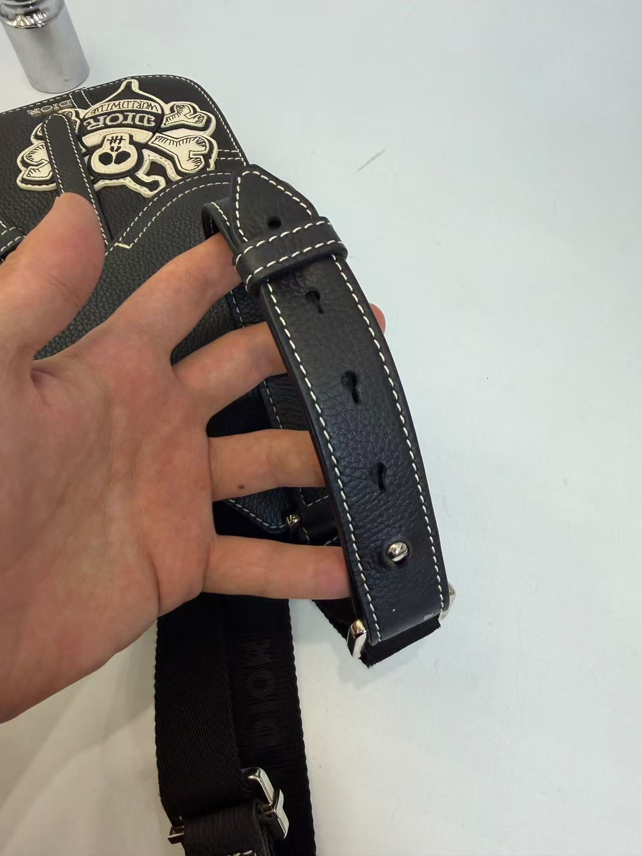 Dior - Stussy Collaboration Vertical Saddle Bag - Grained leather - Black - (mini)