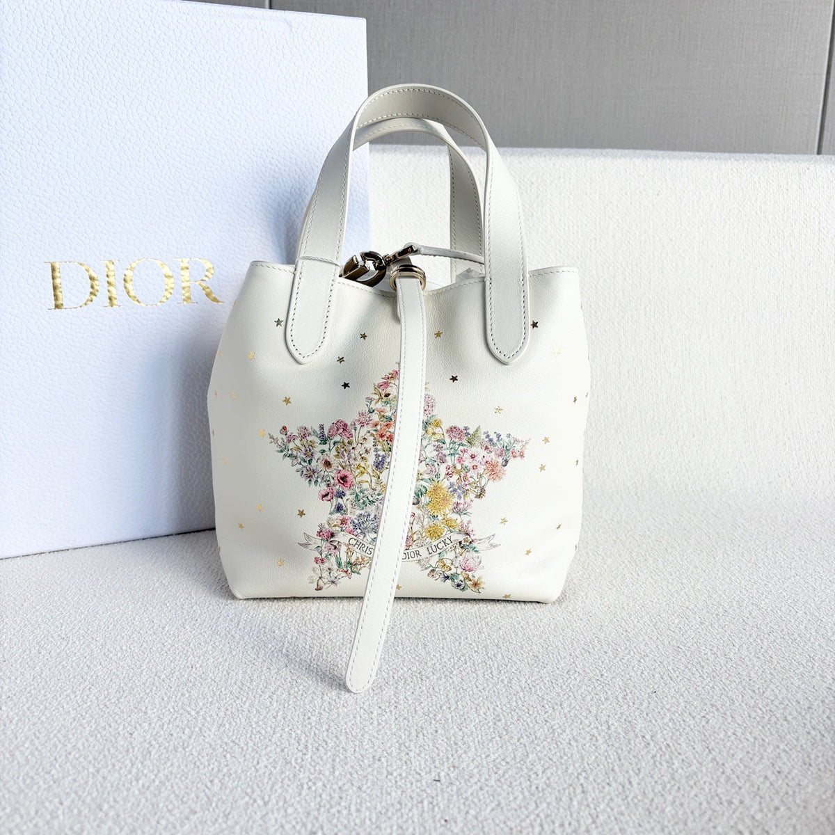 Dior - Toujours Lucky Star Vertical Tote - Leather - White - (small)