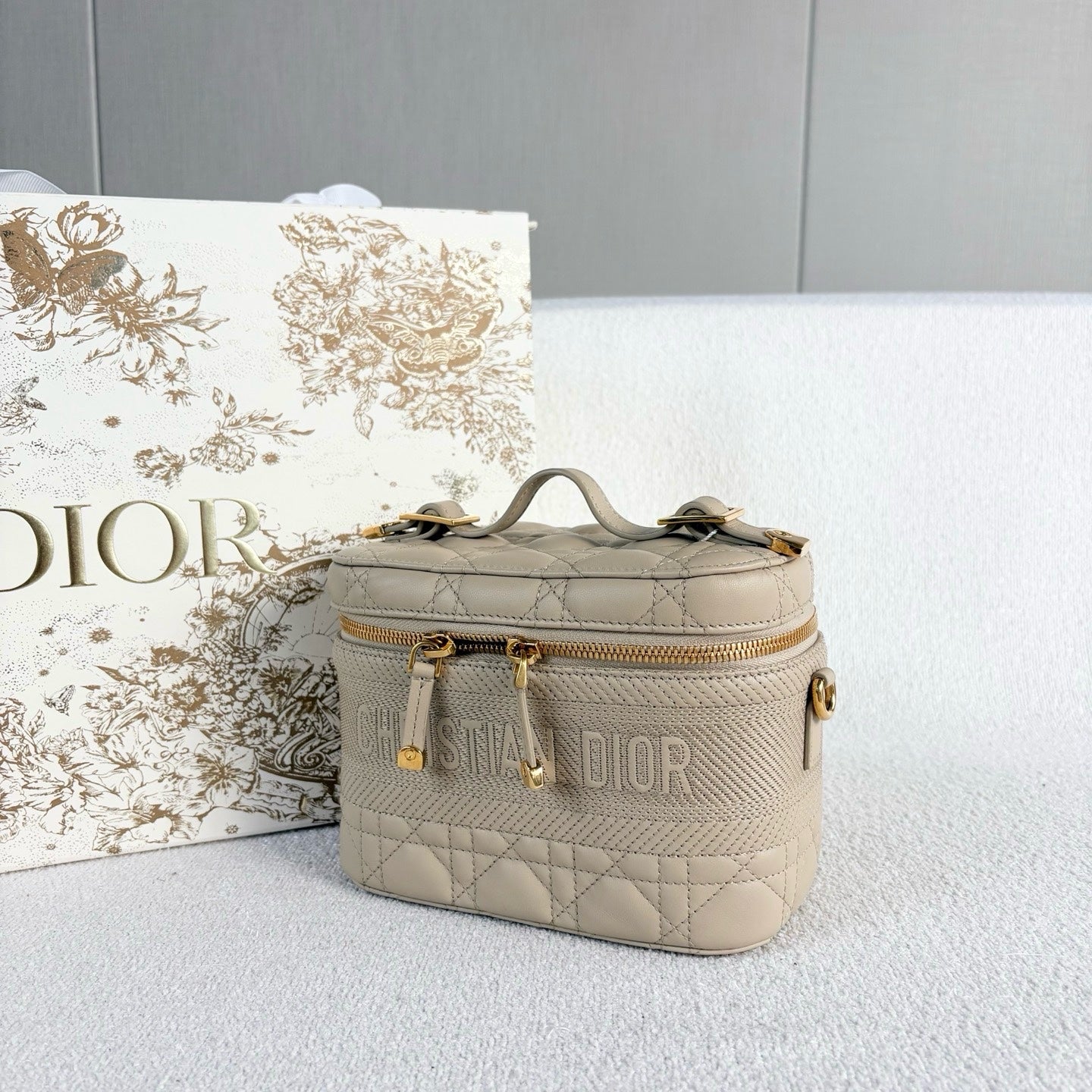 Dior - Travel Vanity Case - Lambskin leather - Beige - (small)