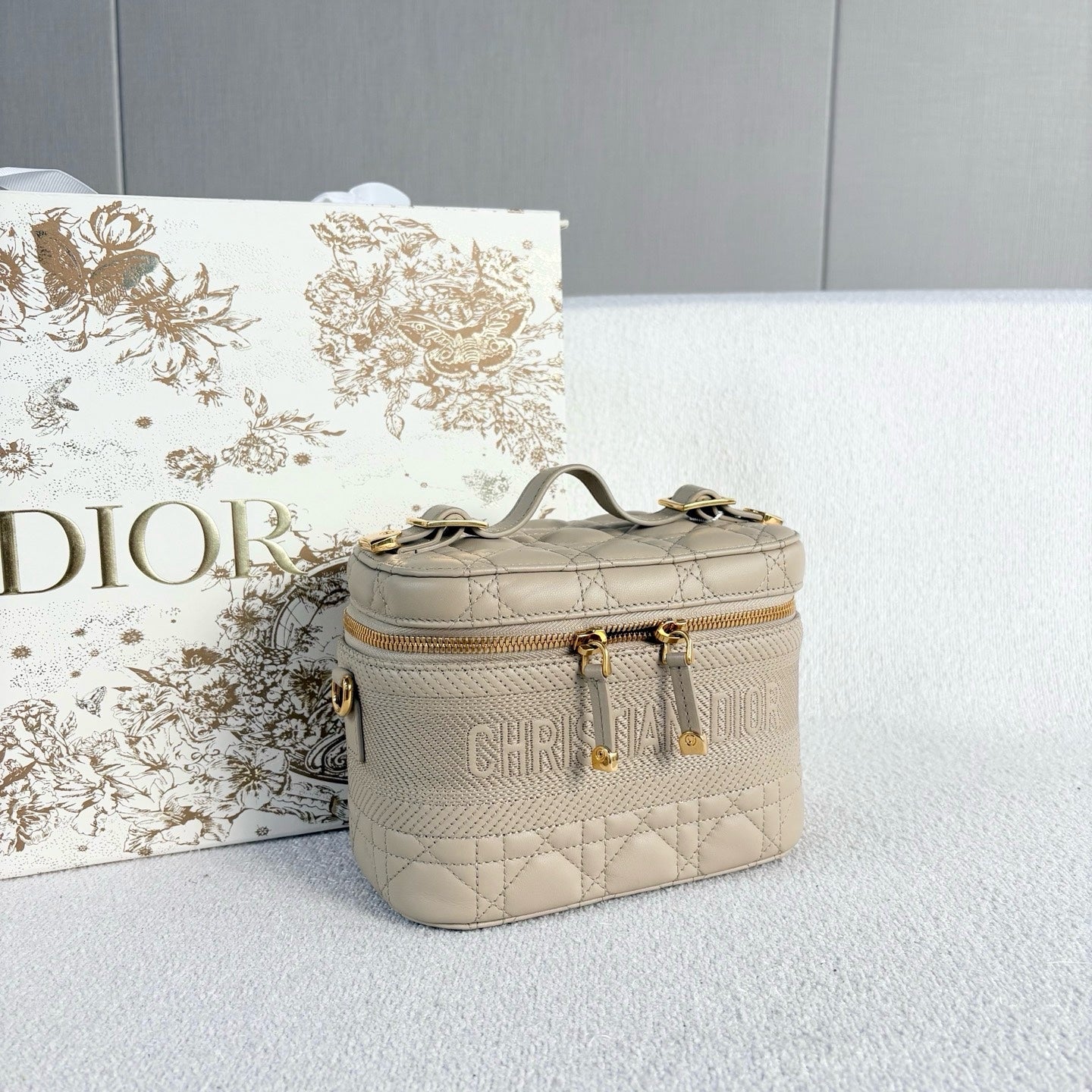 Dior - Travel Vanity Case - Lambskin leather - Beige - (small)