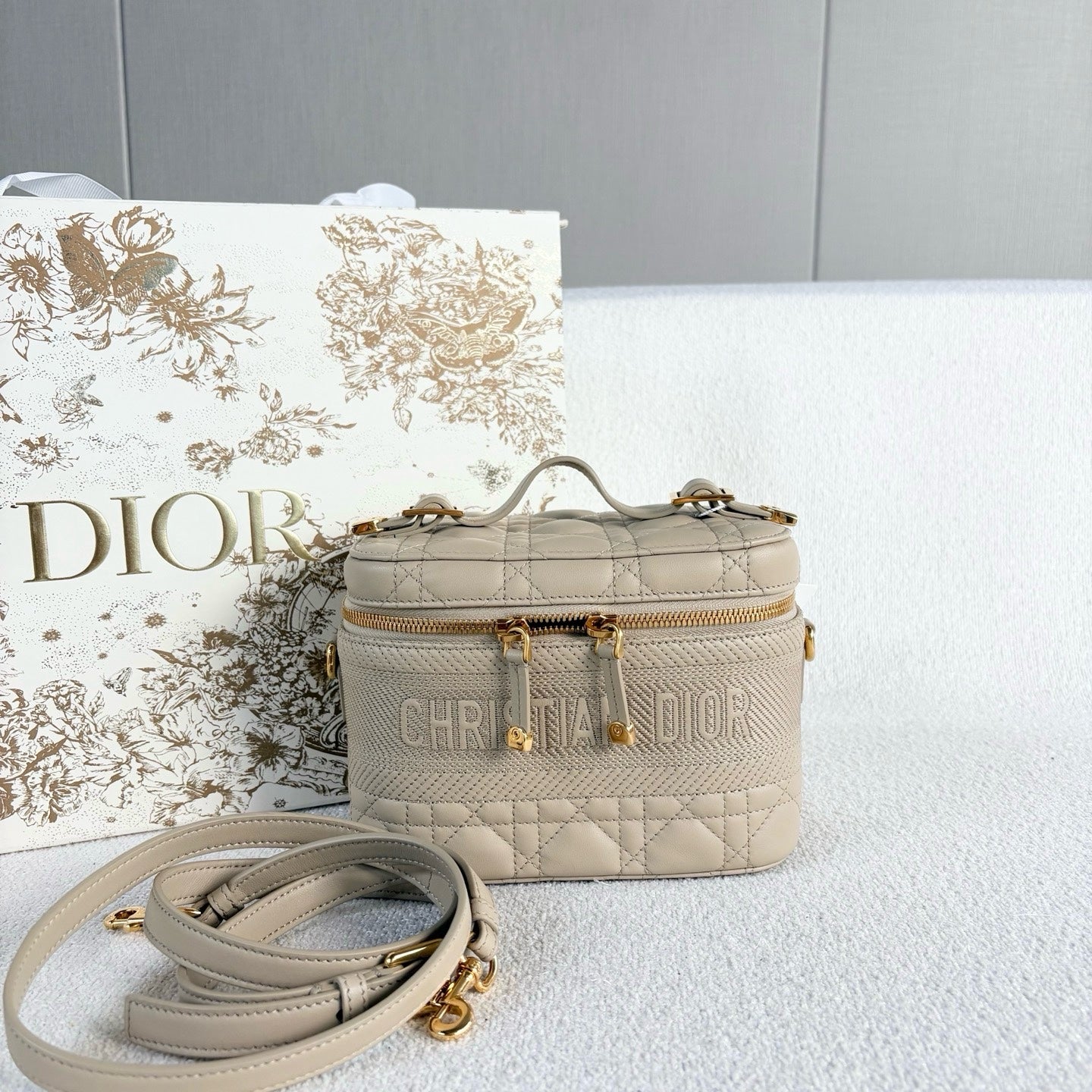 Dior - Travel Vanity Case - Lambskin leather - Beige - (small)