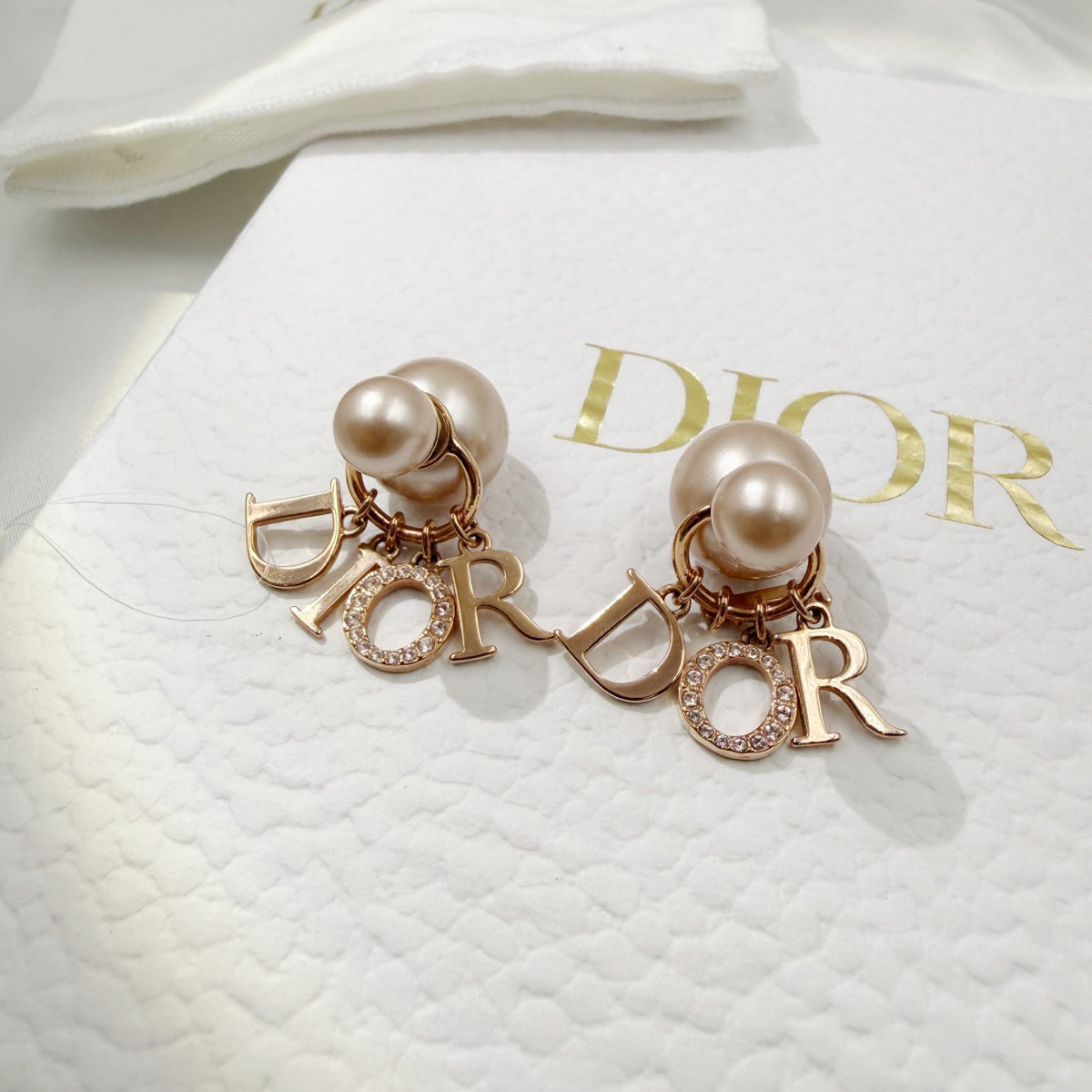 Dior - Tribales - Gold-tone metal with faux pearls and crystal embellishments. - Gold