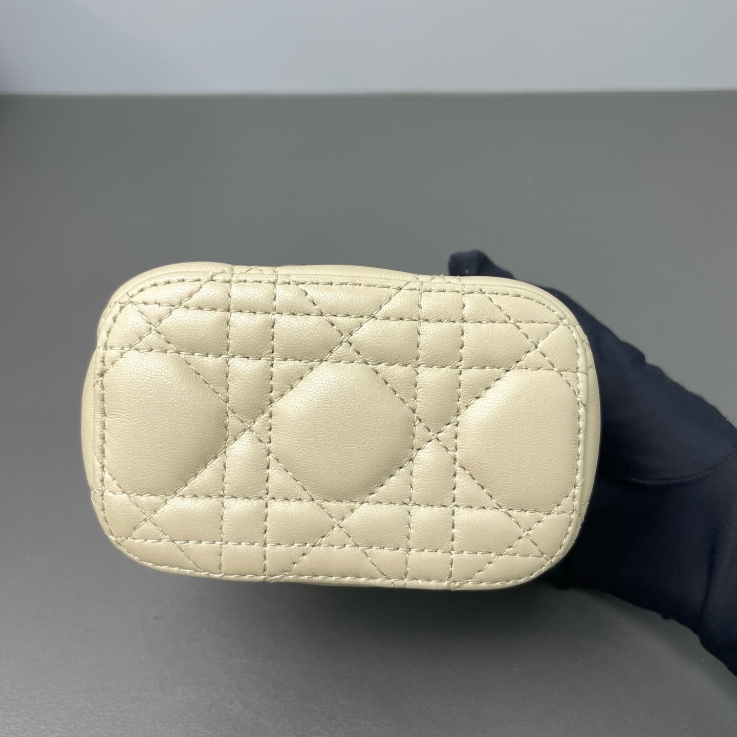 Dior - Vanity Case - Leather - Beige - (mini)