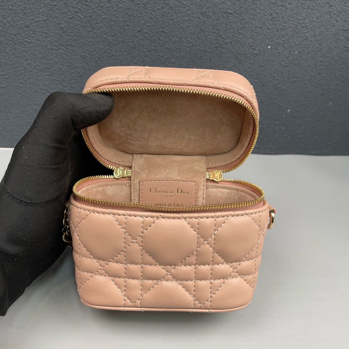 Dior - Vanity Case Mini - Leather - Pink - (mini)