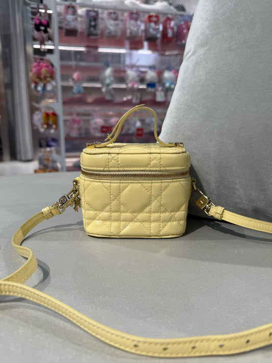 Dior - Vanity Case - Patent leather - Yellow - (mini)
