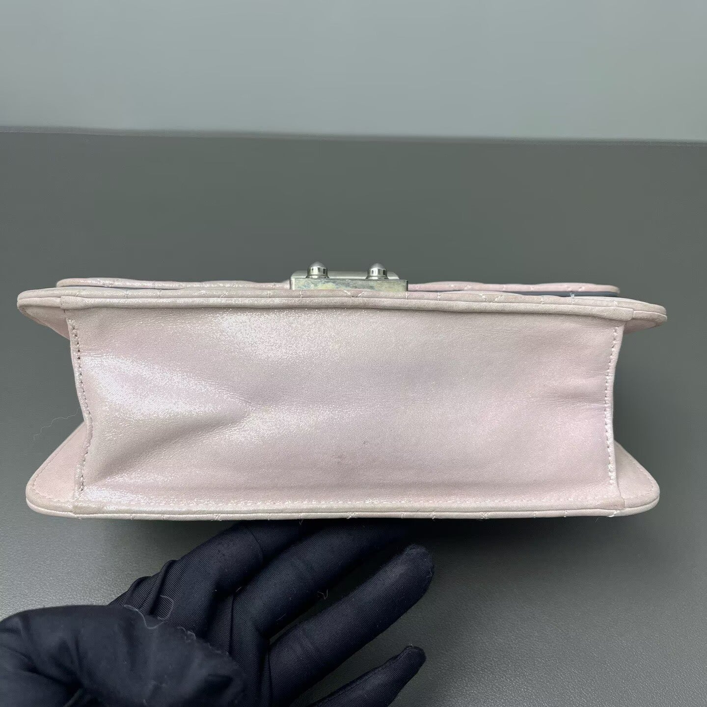 Dior - Wallet on Chain - Pearlescent leather - Pearlescent Pink-Purple with Silver-Tone Hardware - (small)