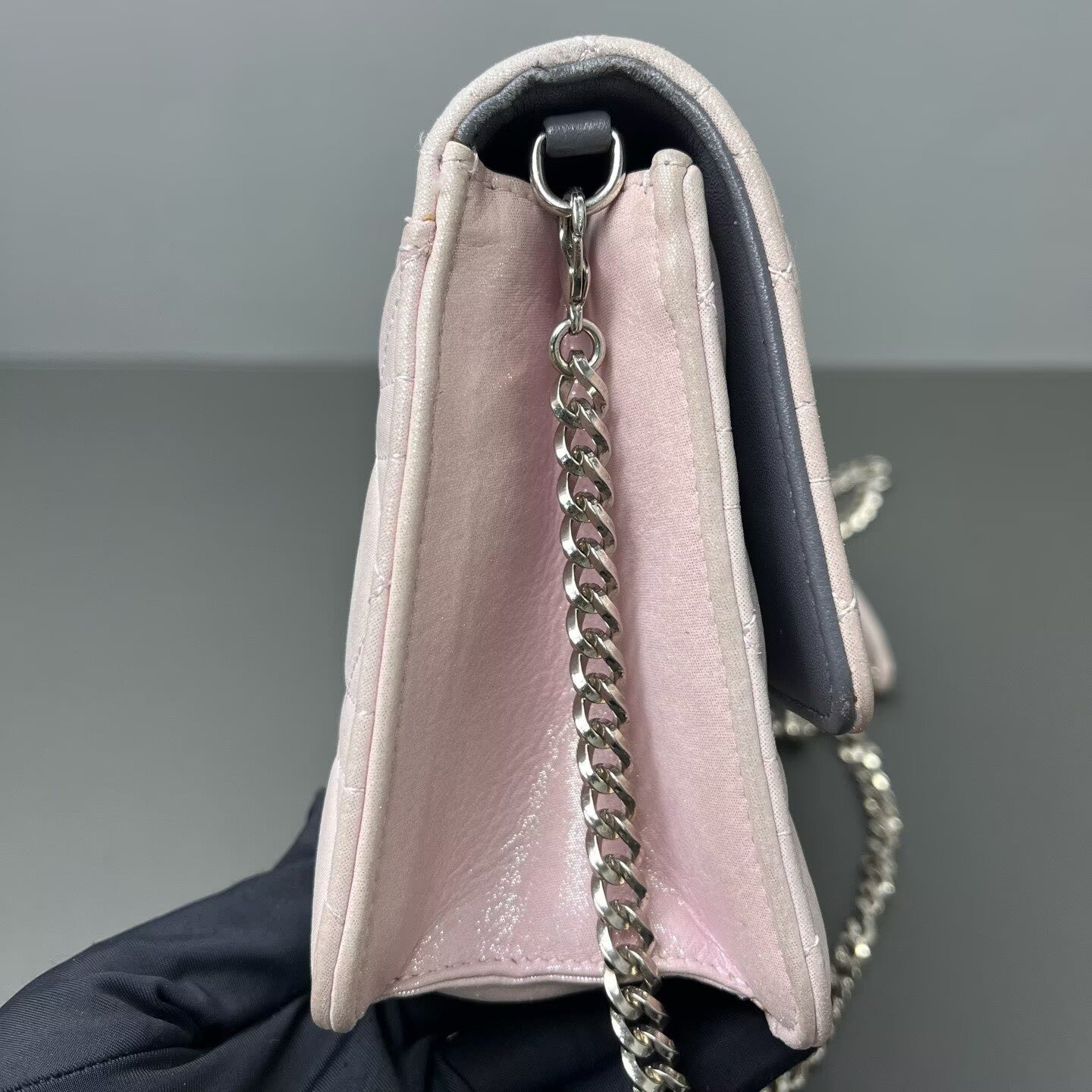 Dior - Wallet on Chain - Pearlescent leather - Pearlescent Pink-Purple with Silver-Tone Hardware - (small)
