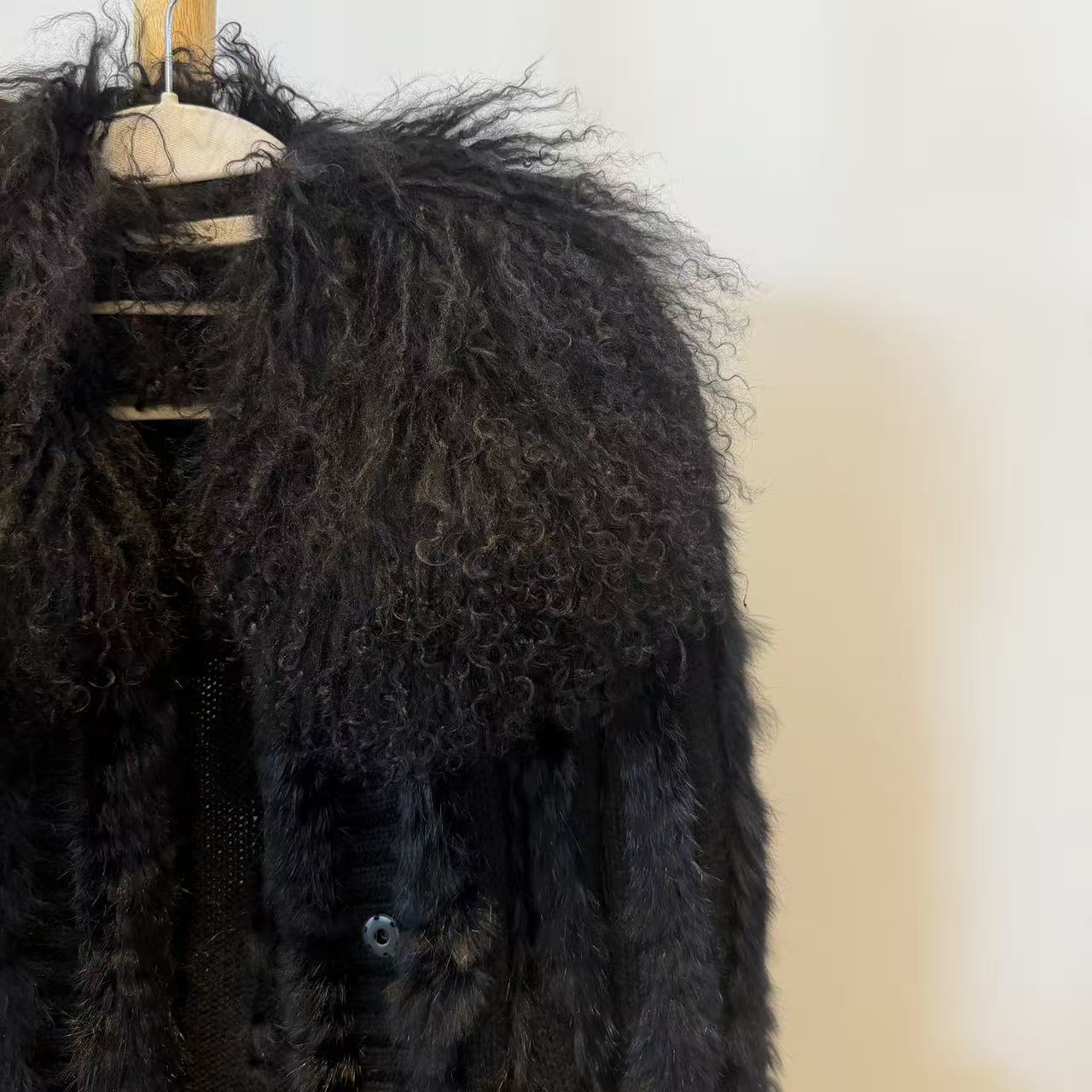 Dolce & Gabbana - Other - Fur - Mongolian Lamb - Black - (36)