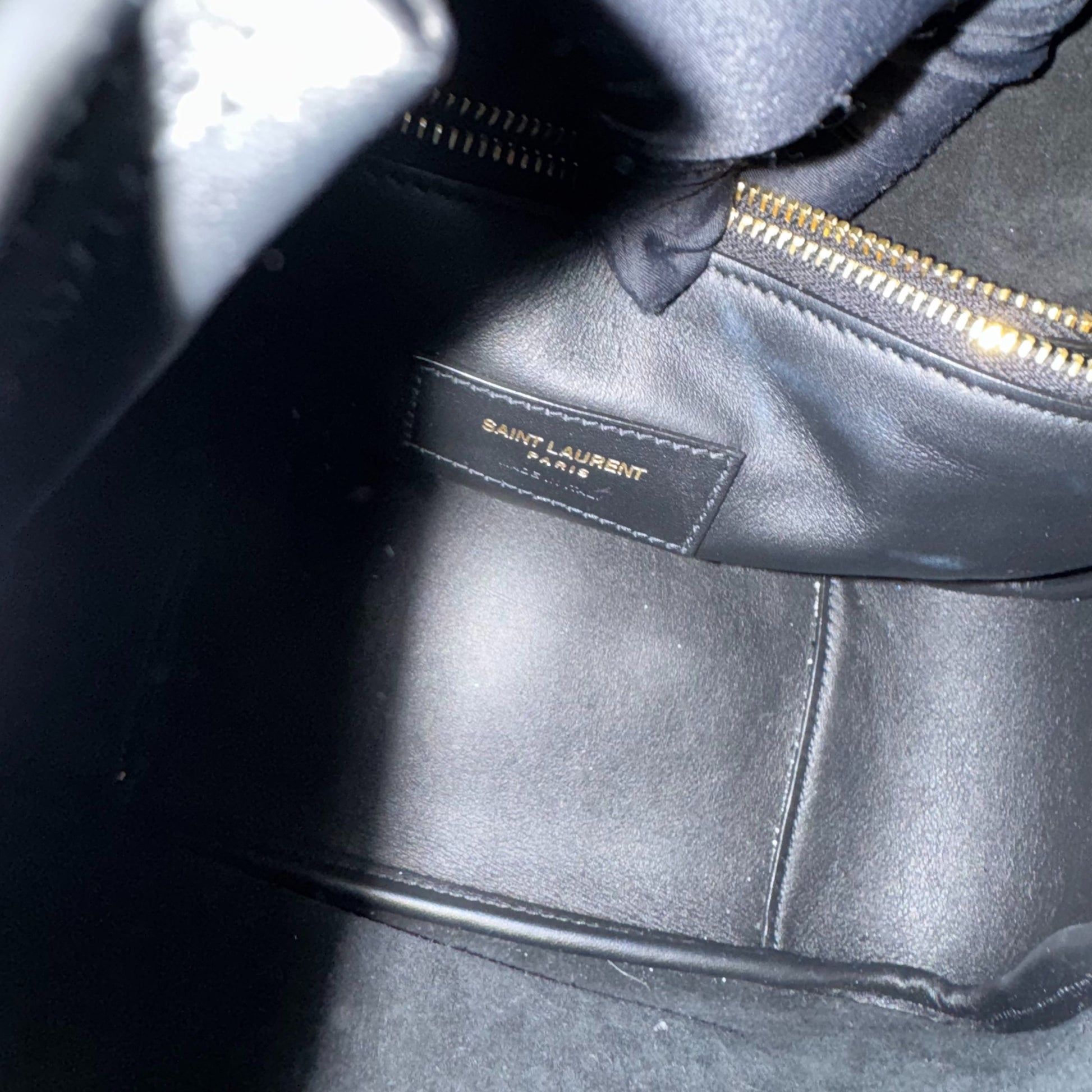Saint Laurent Hobo Leather Black JG010-011000327017 - view 2