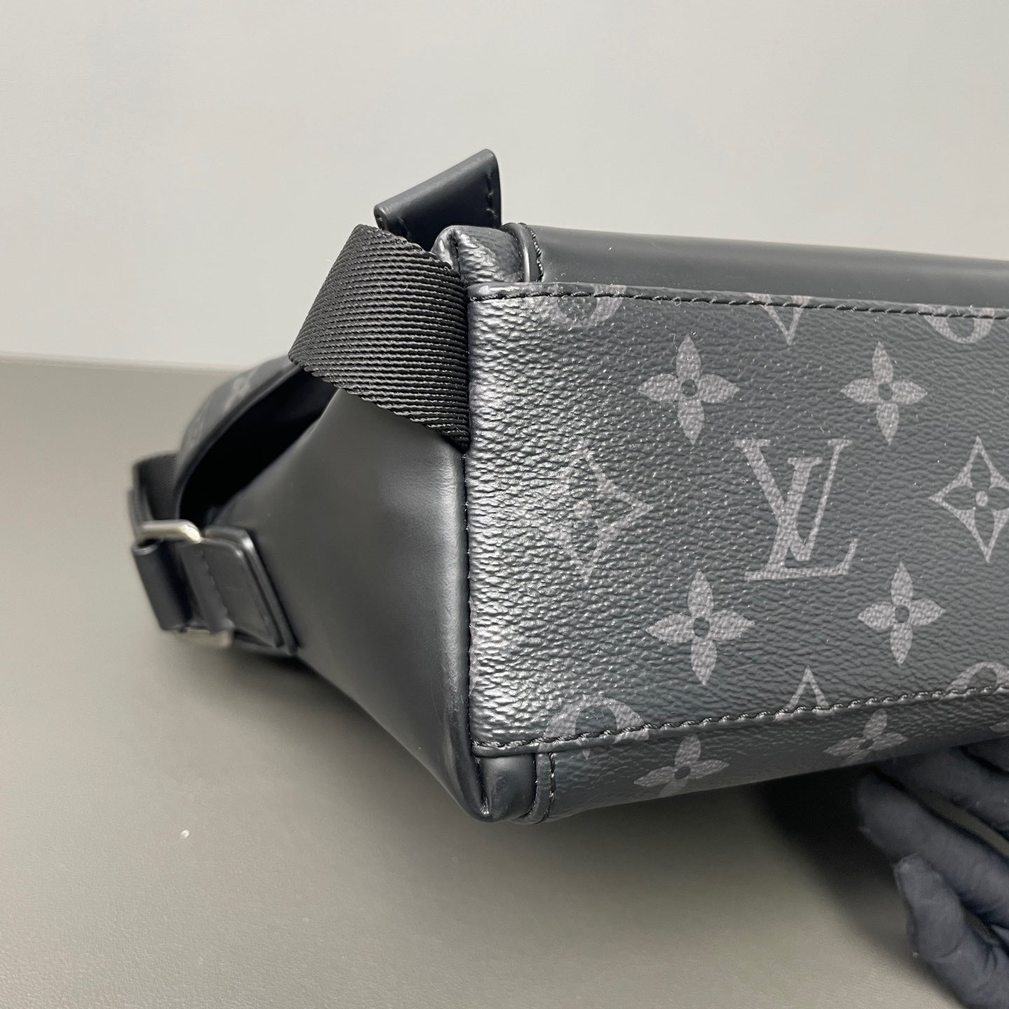 Louis Vuitton Voyager Canvas Black JG014-008000324148 - view 7