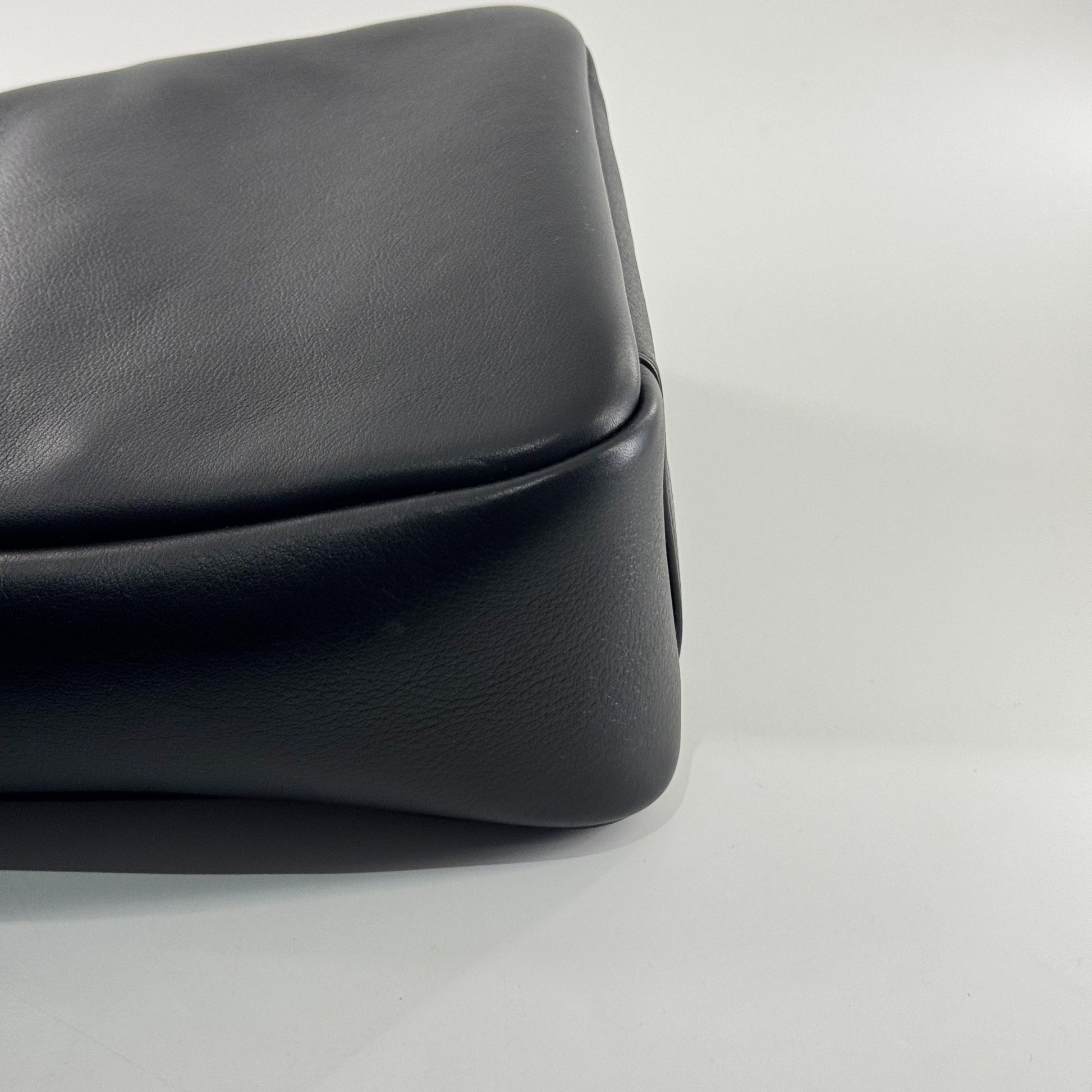 Saint Laurent Hobo Leather Black JG010-011000327017 - view 8