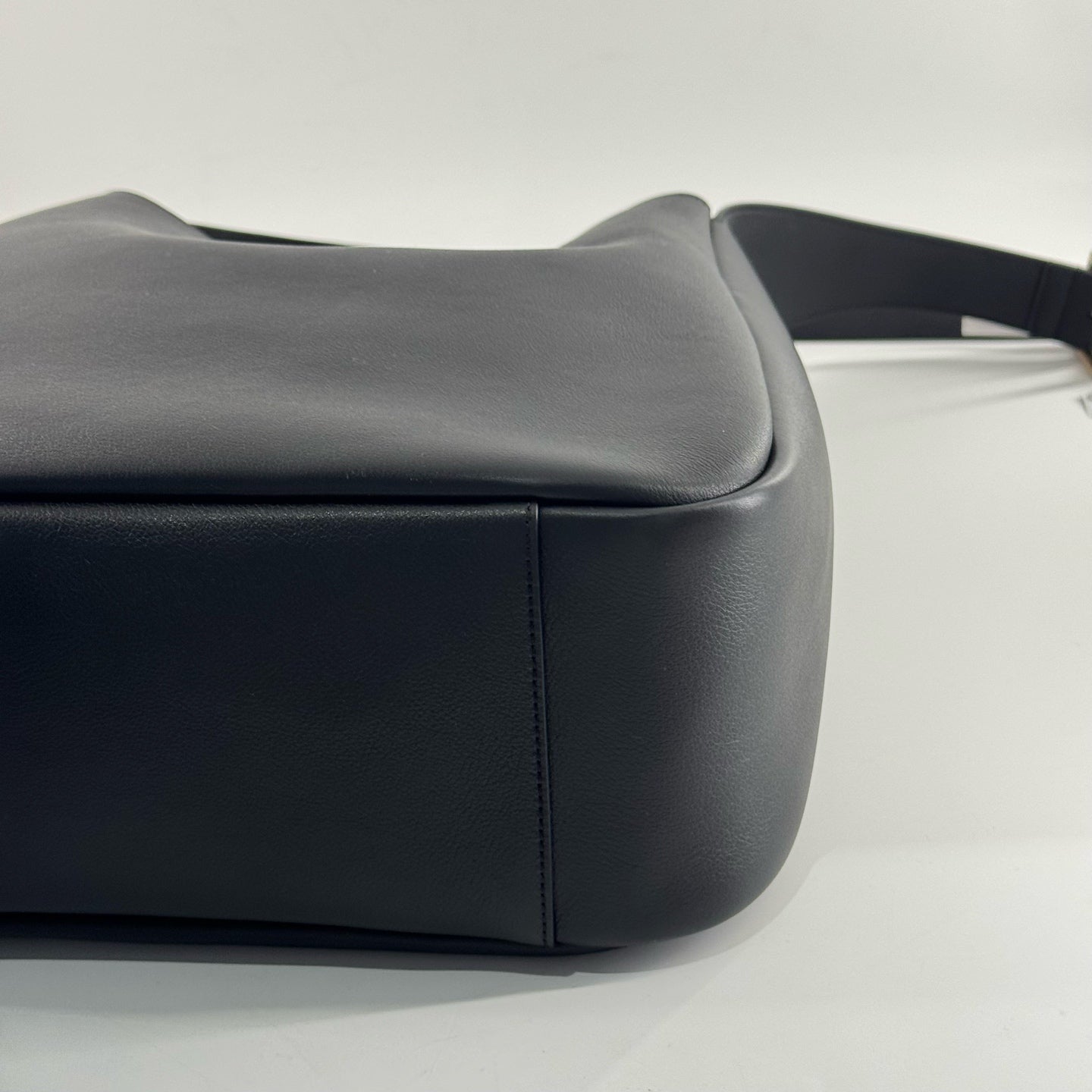 Saint Laurent Hobo Leather Black JG010-014000331133 - view 3